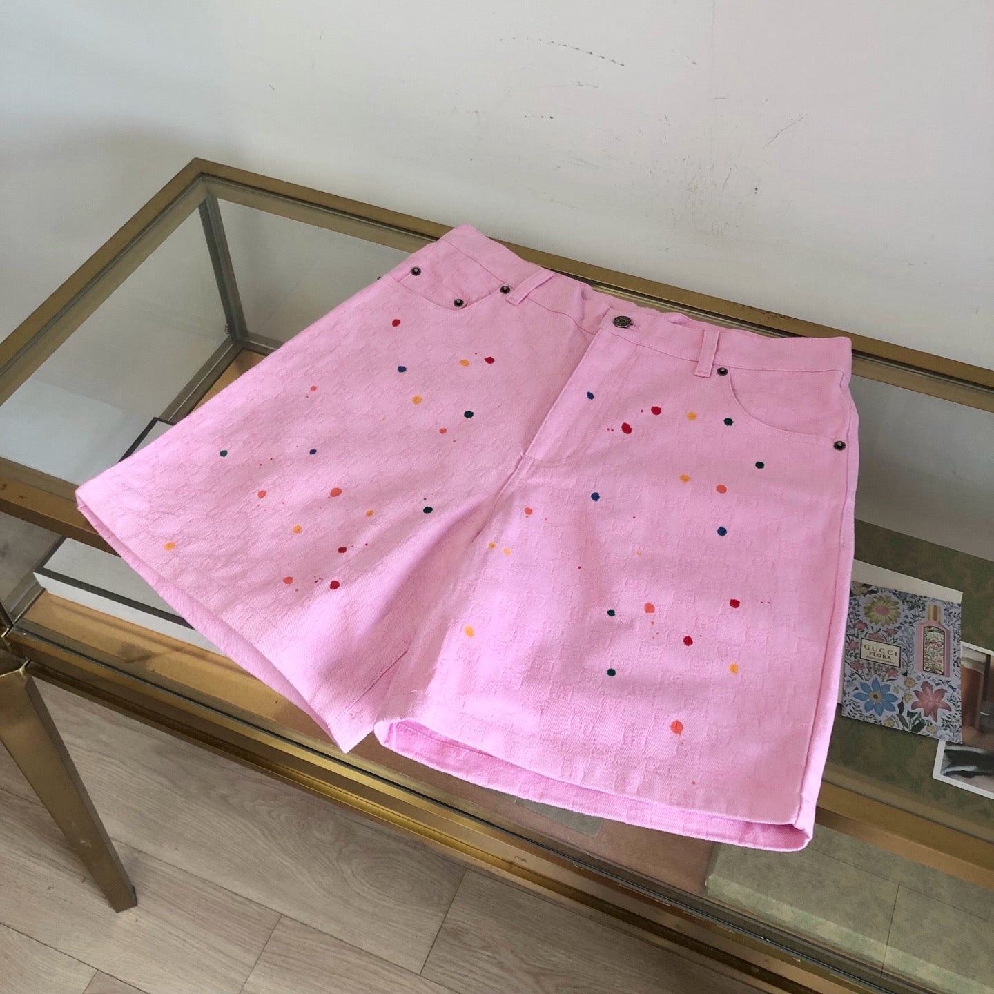 Multi-color Short