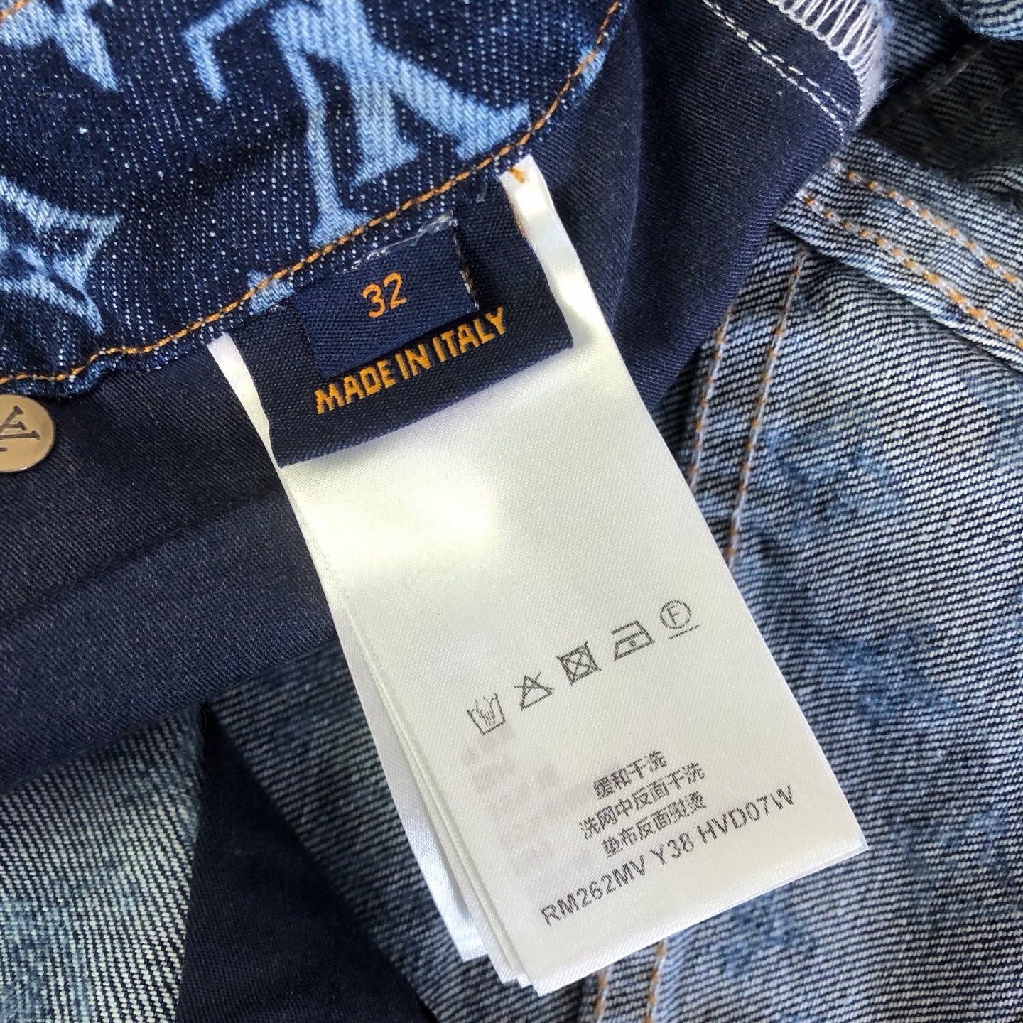 Blue Short