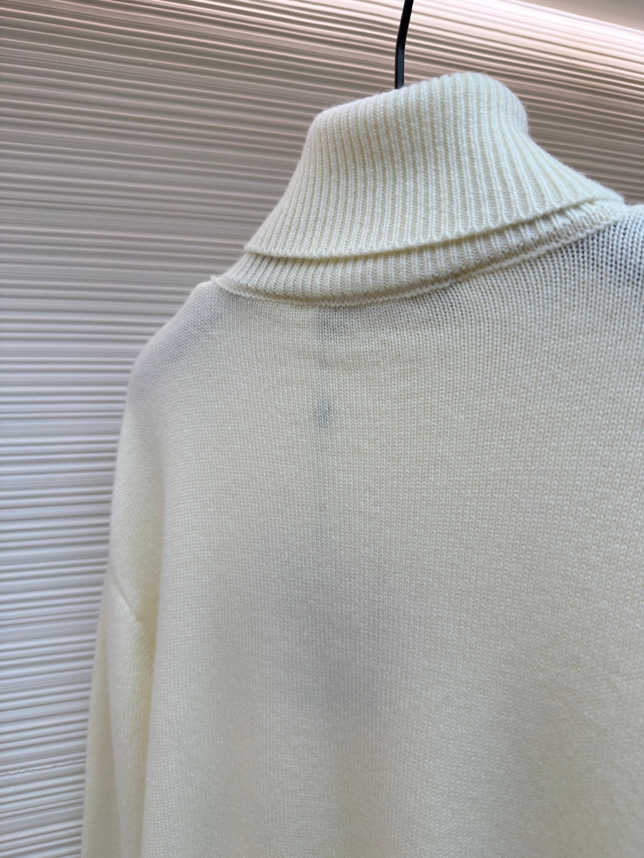 Multi-color Sweatshirt