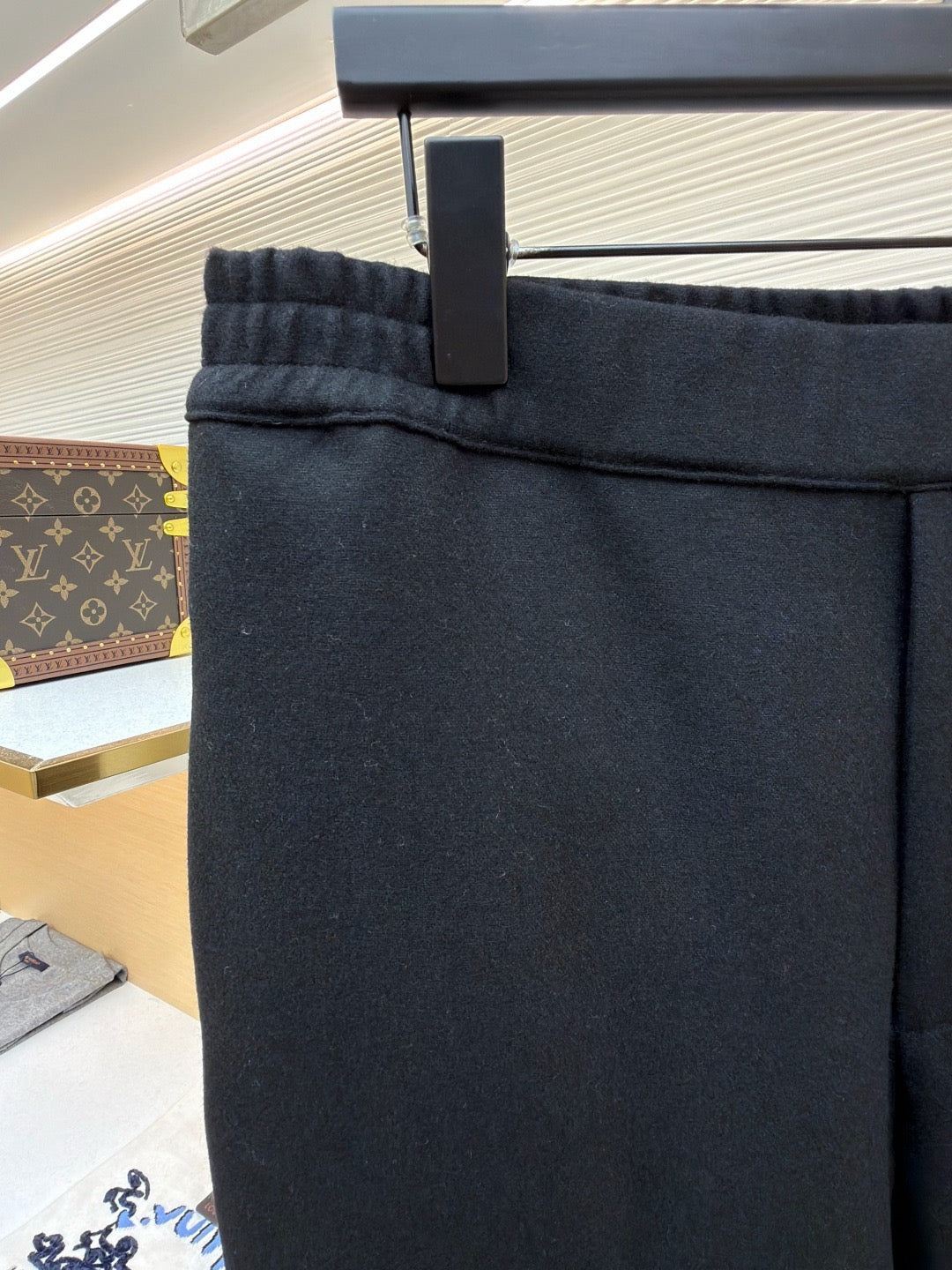 Black Pant