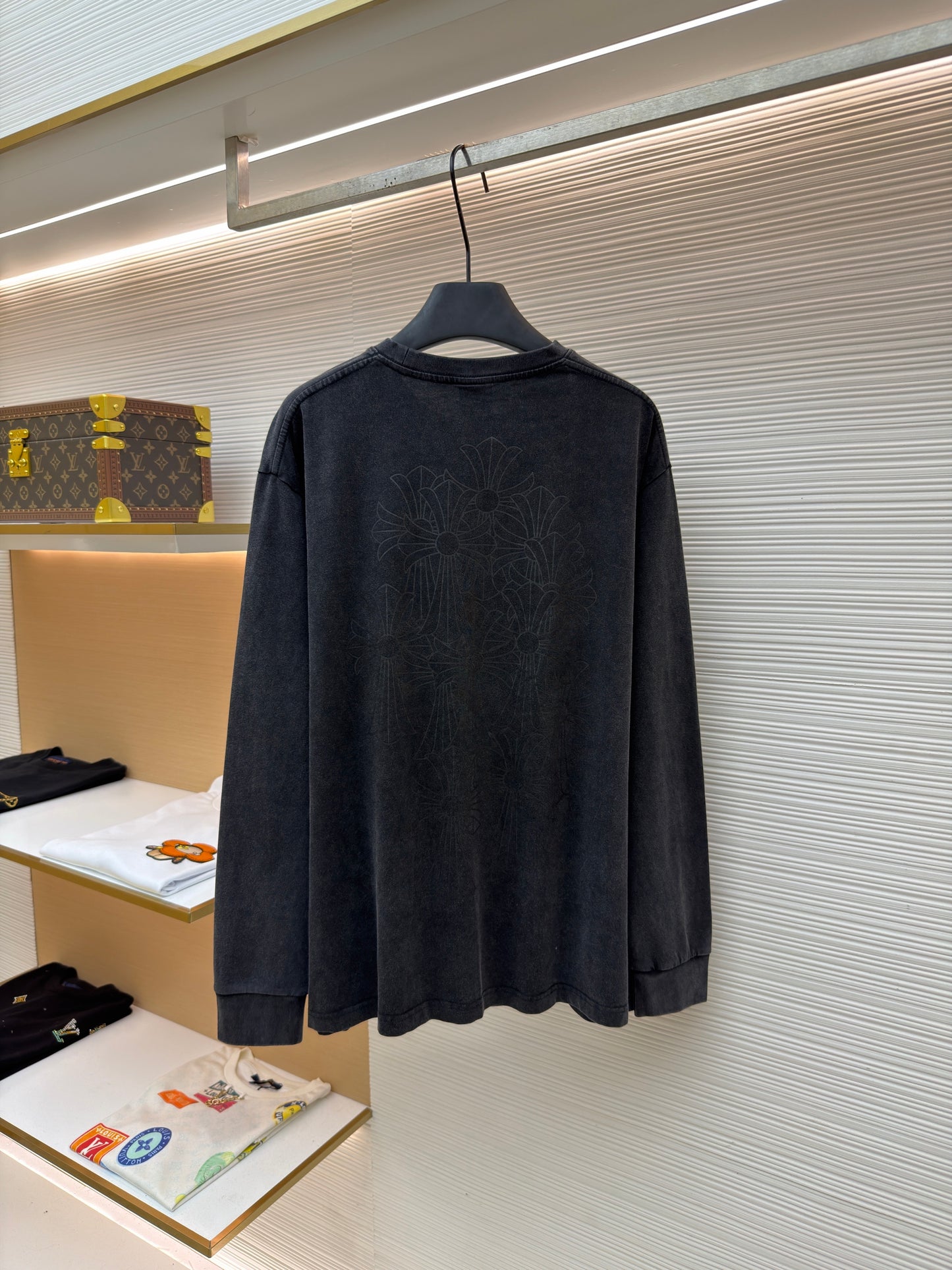 Black Sweatshirt