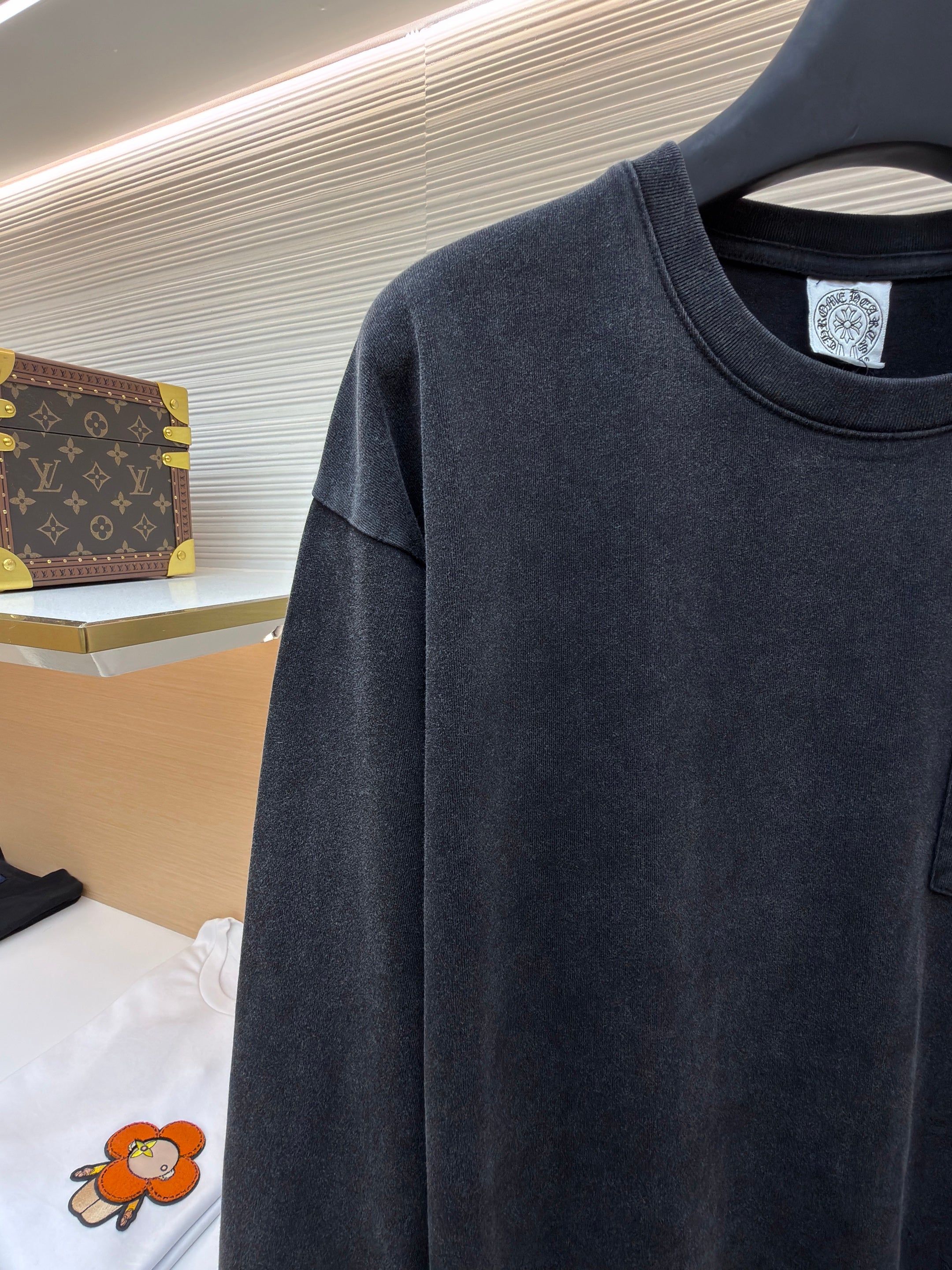 Black Sweatshirt
