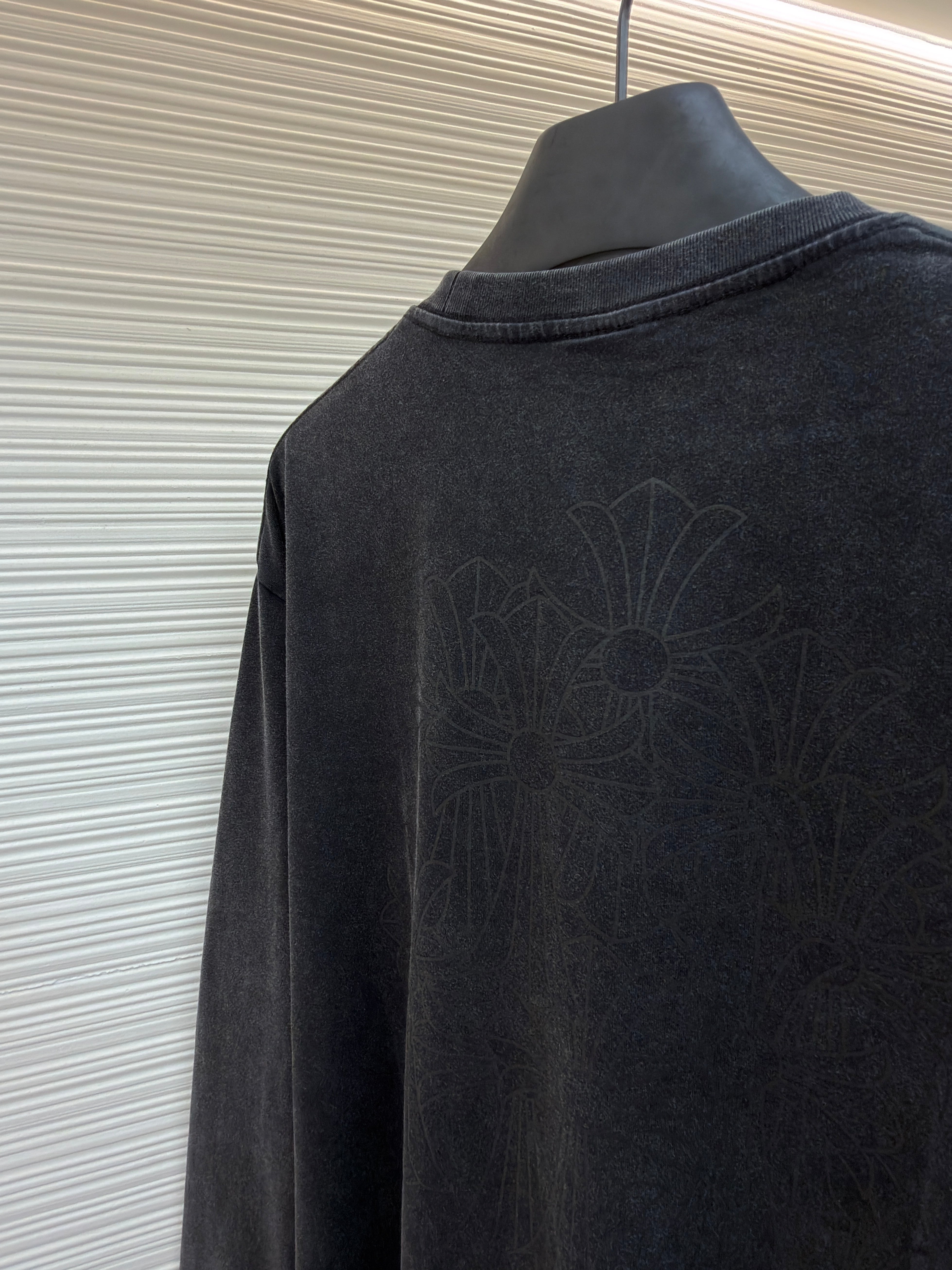 Black Sweatshirt