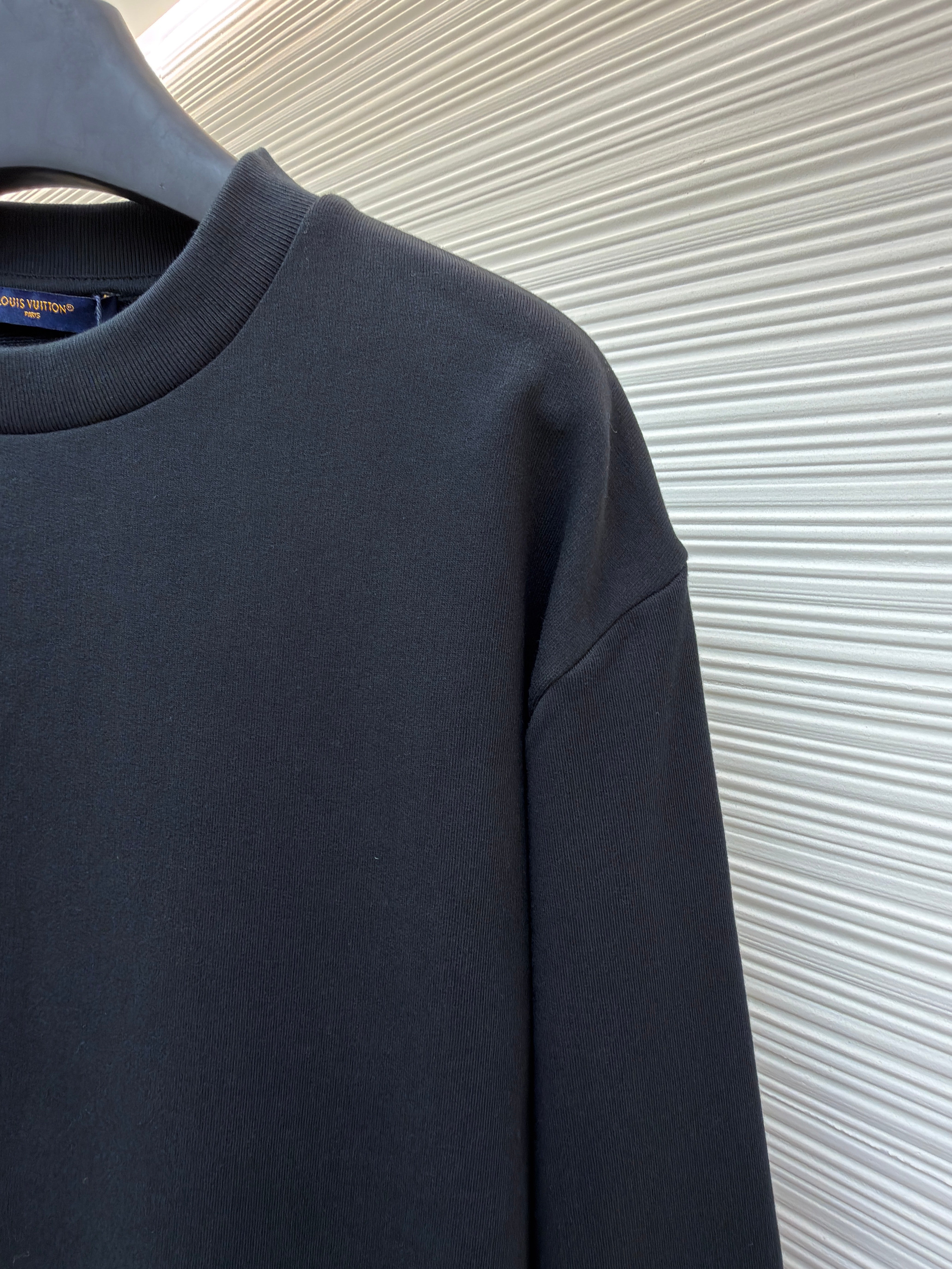 Black Sweatshirt