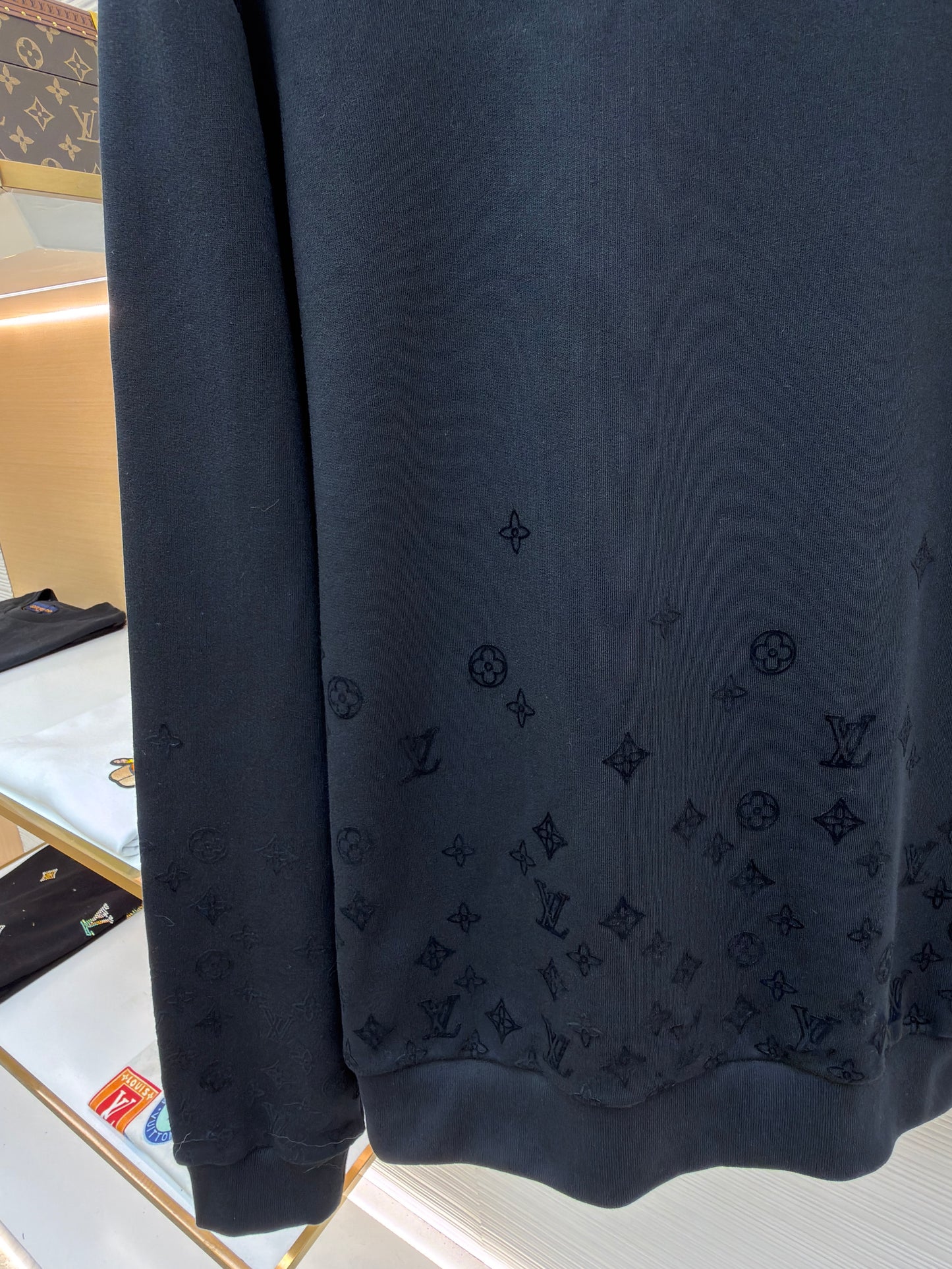 Black Sweatshirt