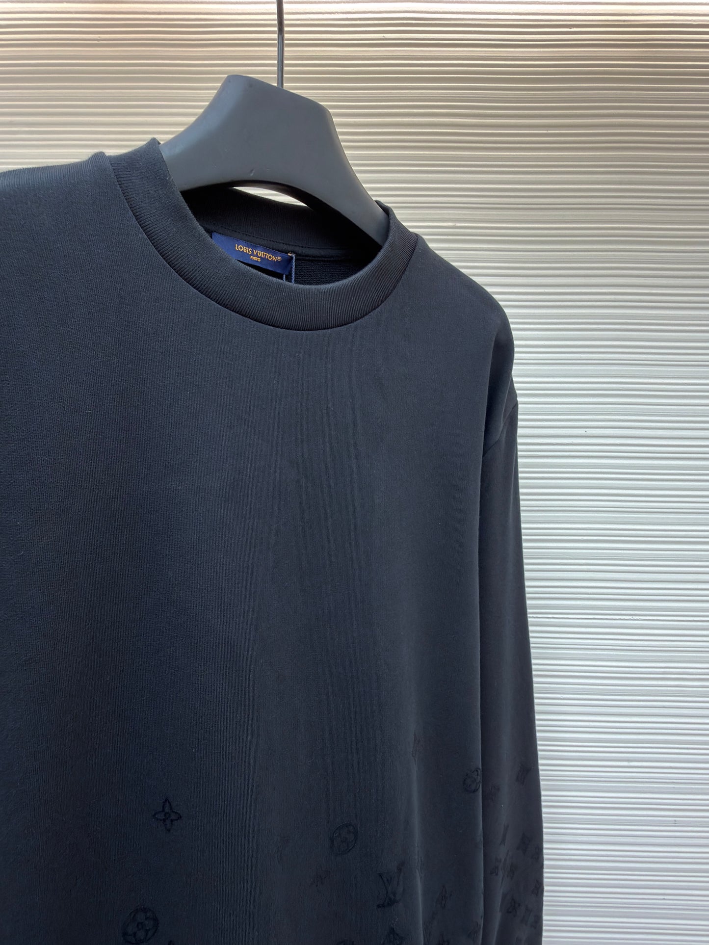 Black Sweatshirt