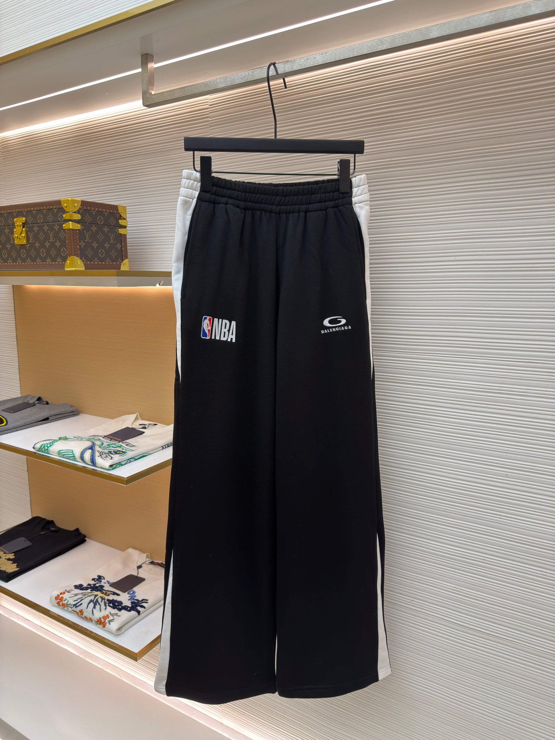 Black Pant