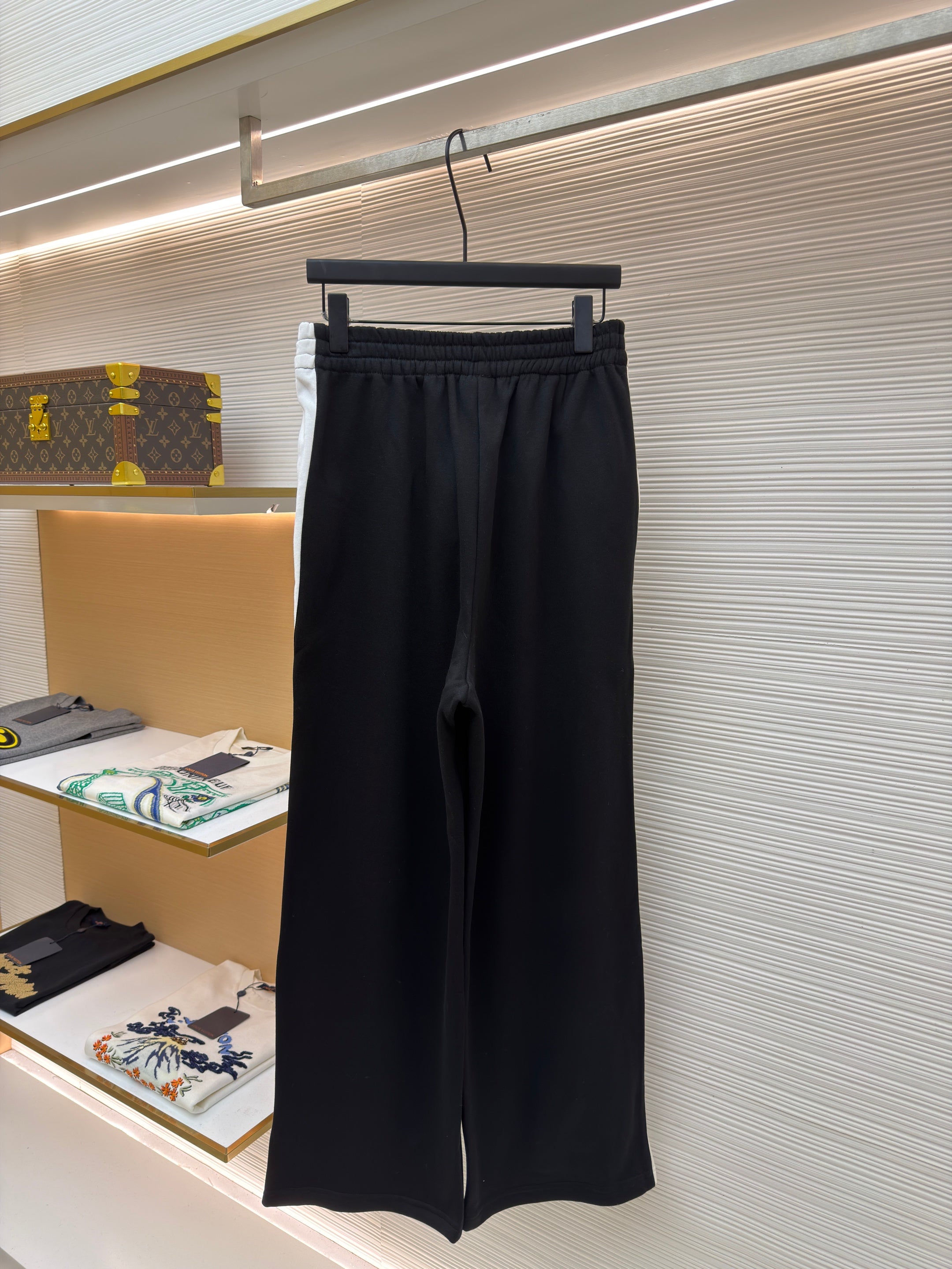 Black Pant