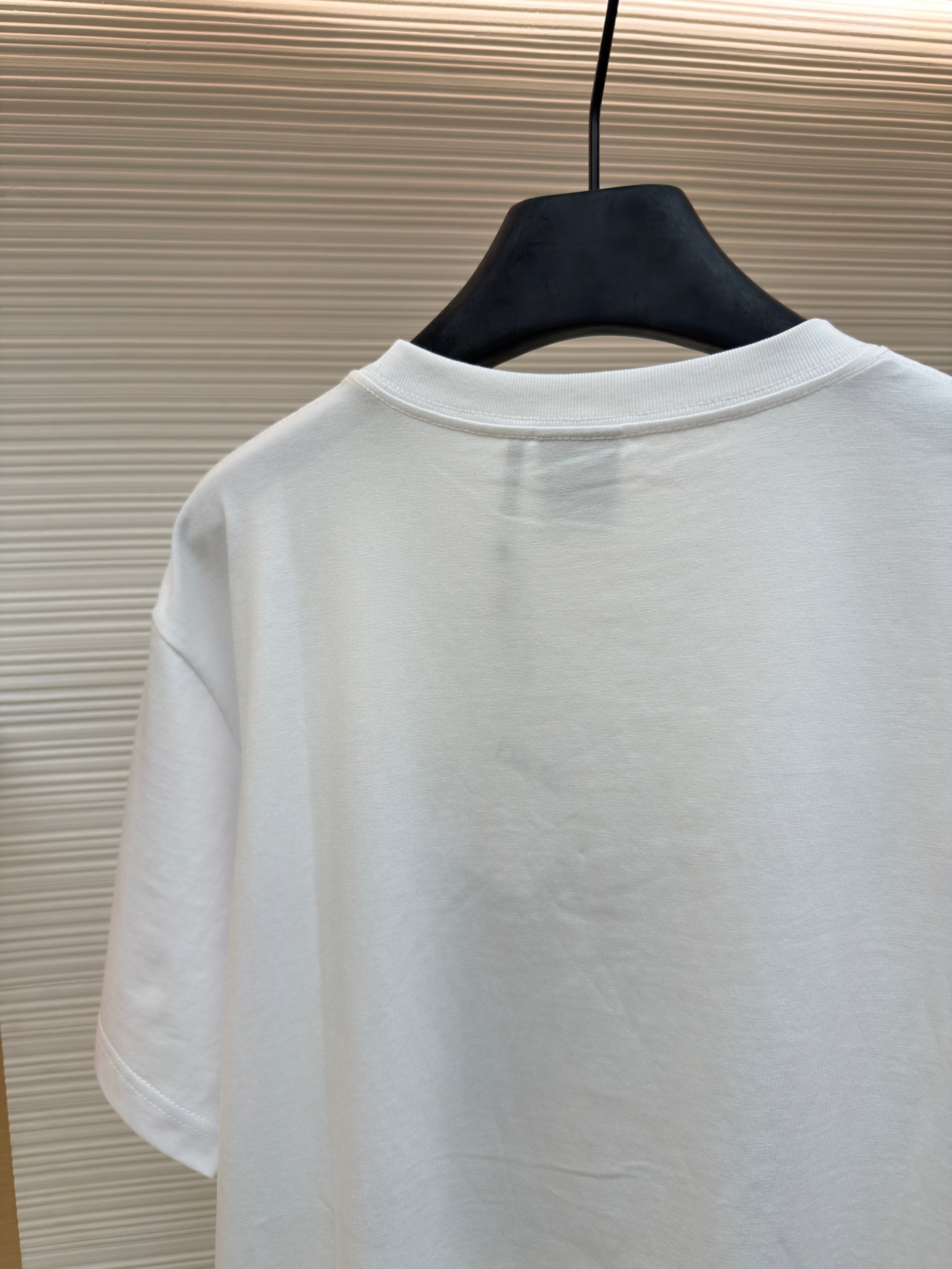 White T-shirt