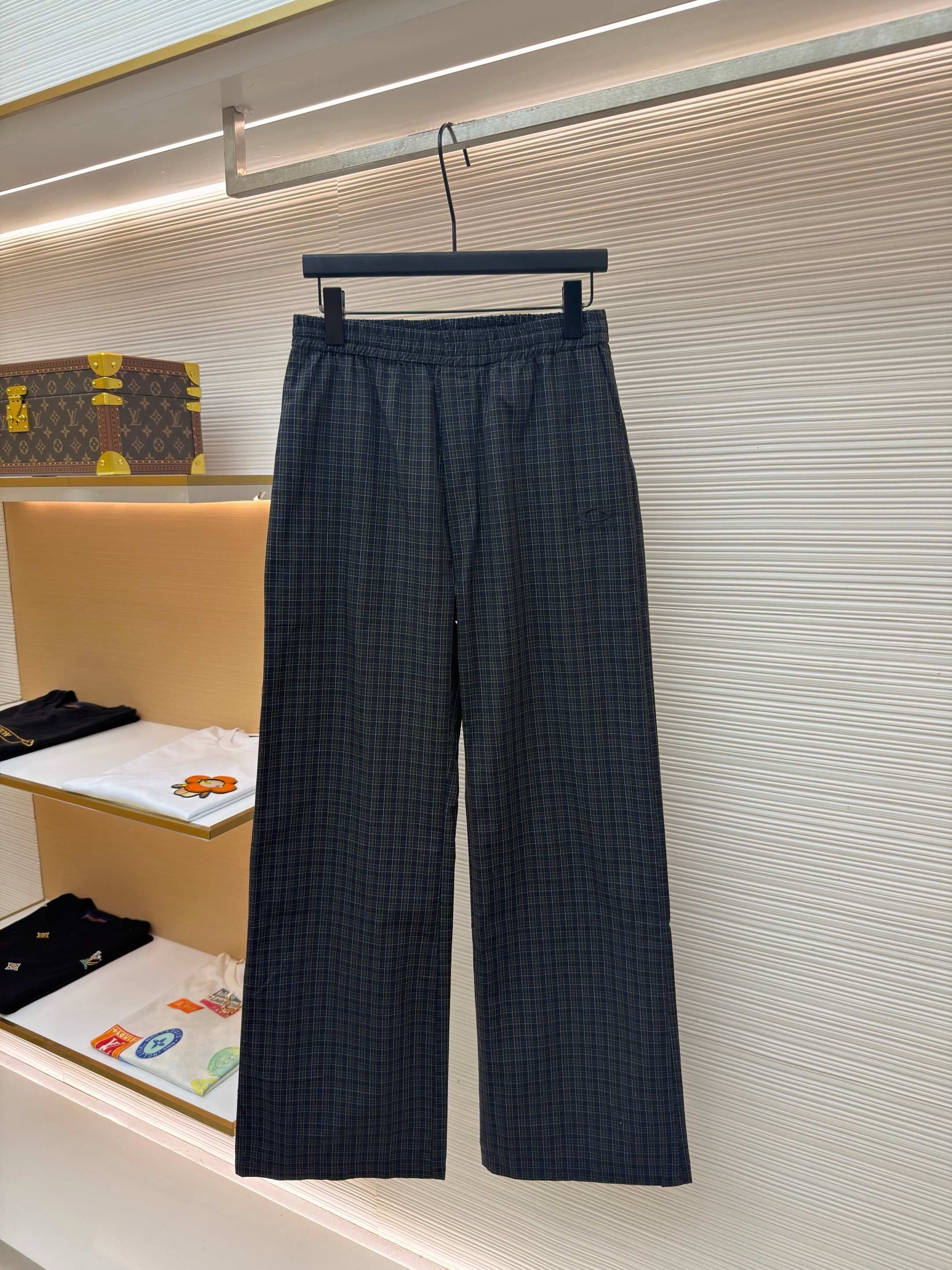 Black Pant