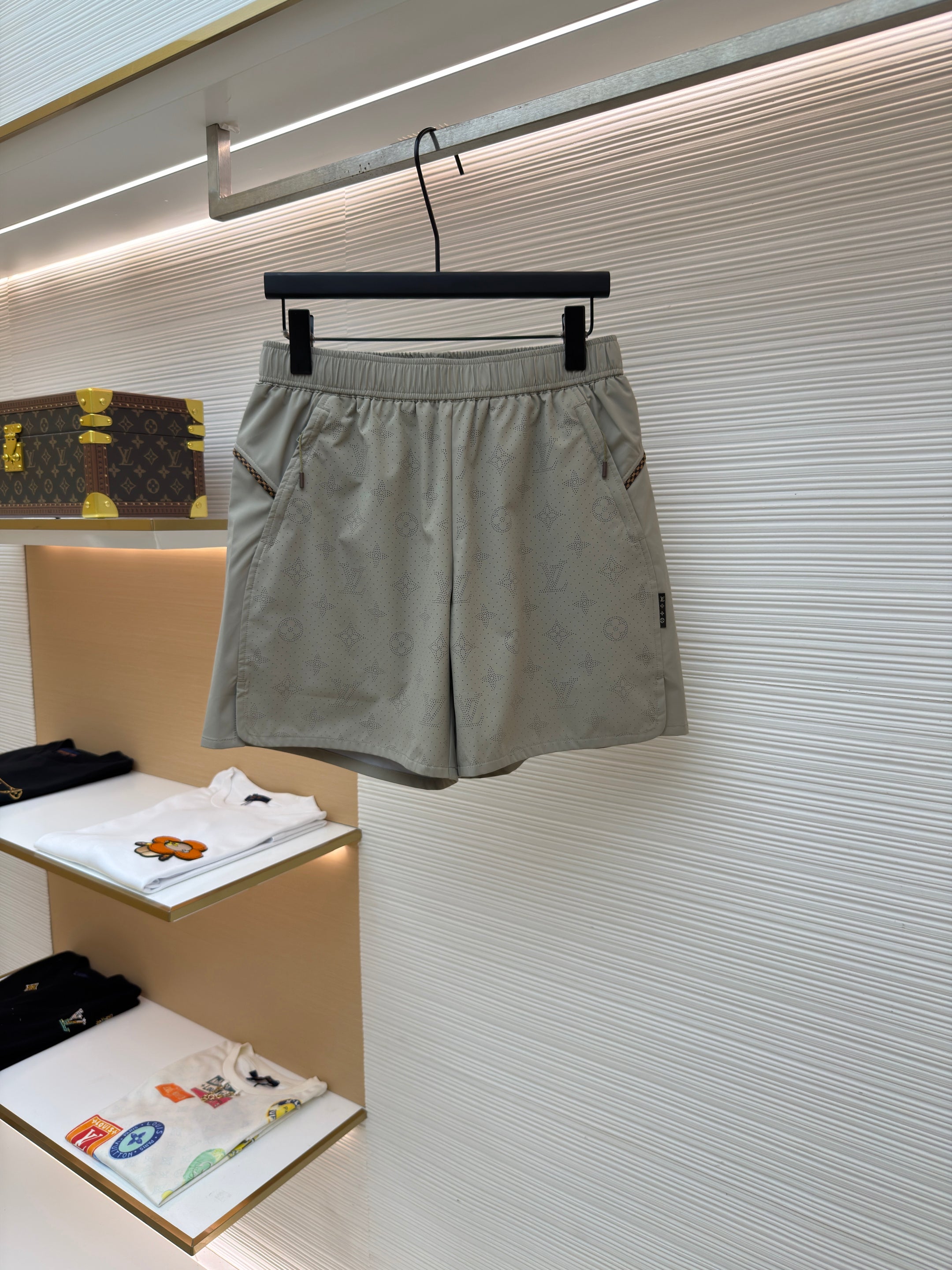 Light Grey Short