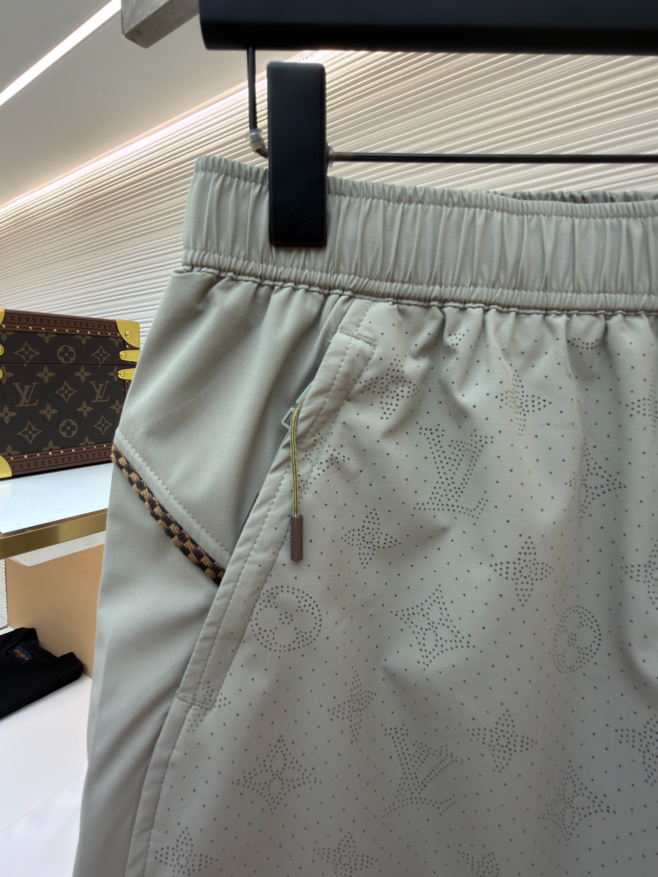 Light Grey Short