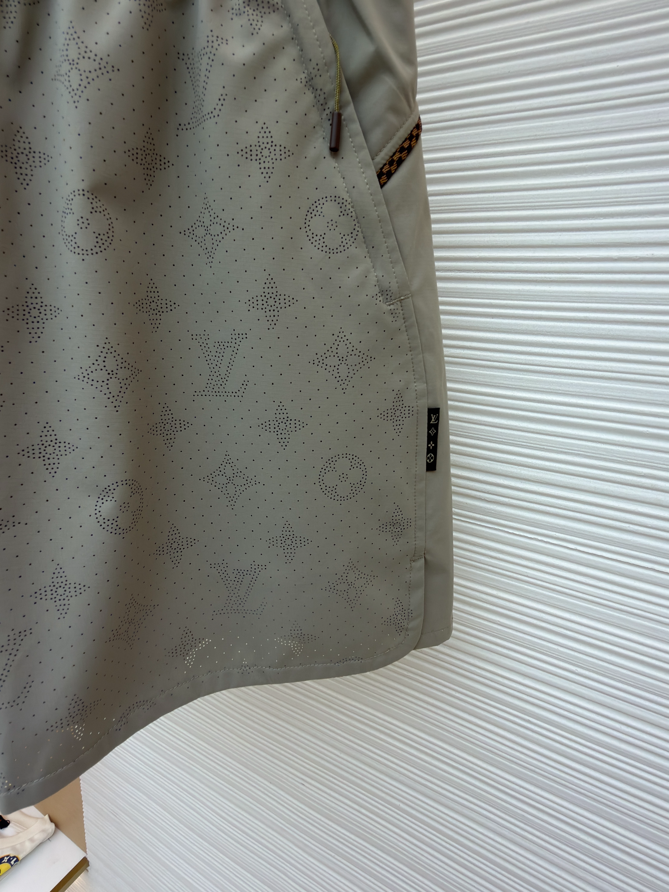 Light Grey Short