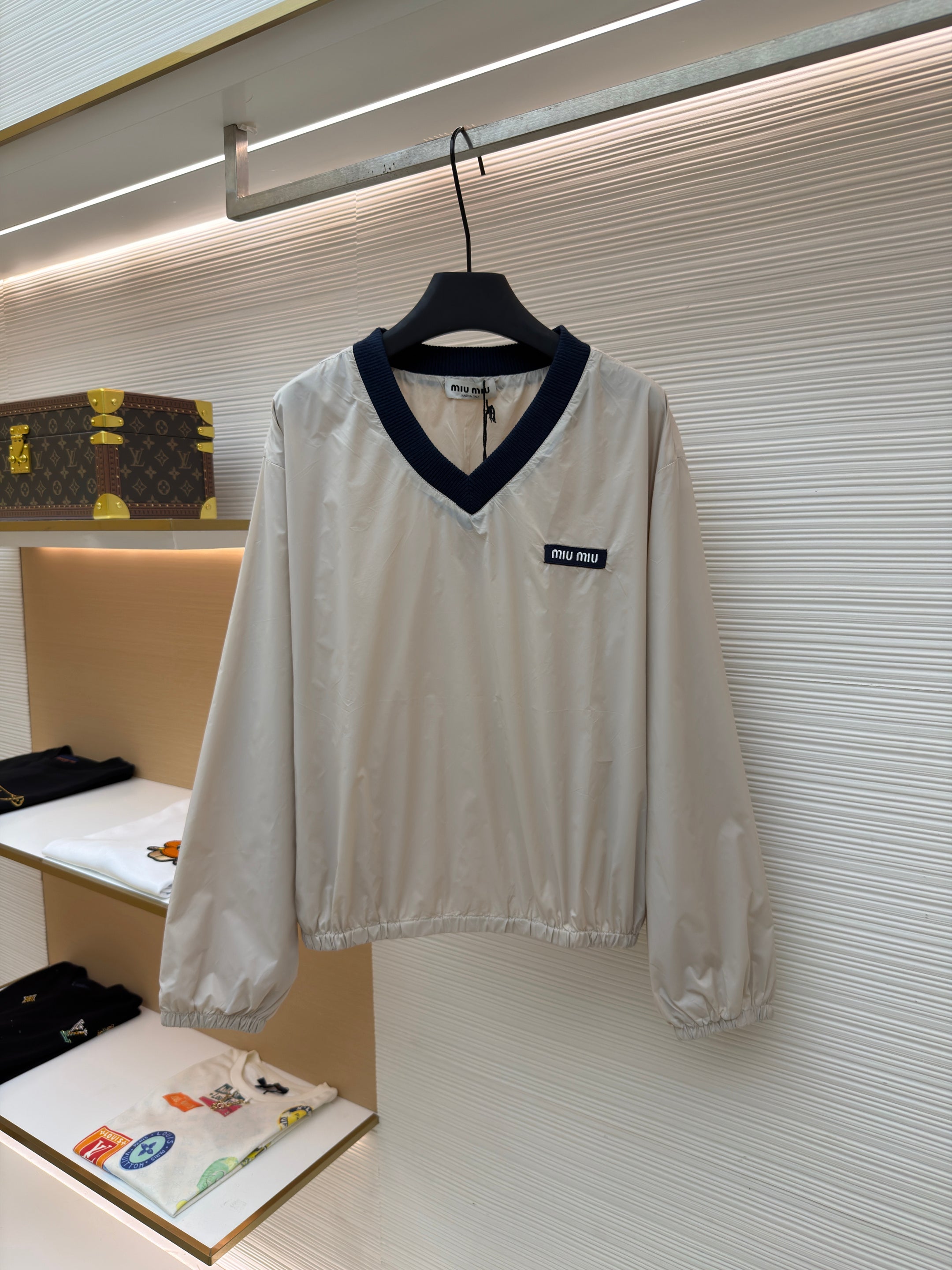 Off-white Shirt
