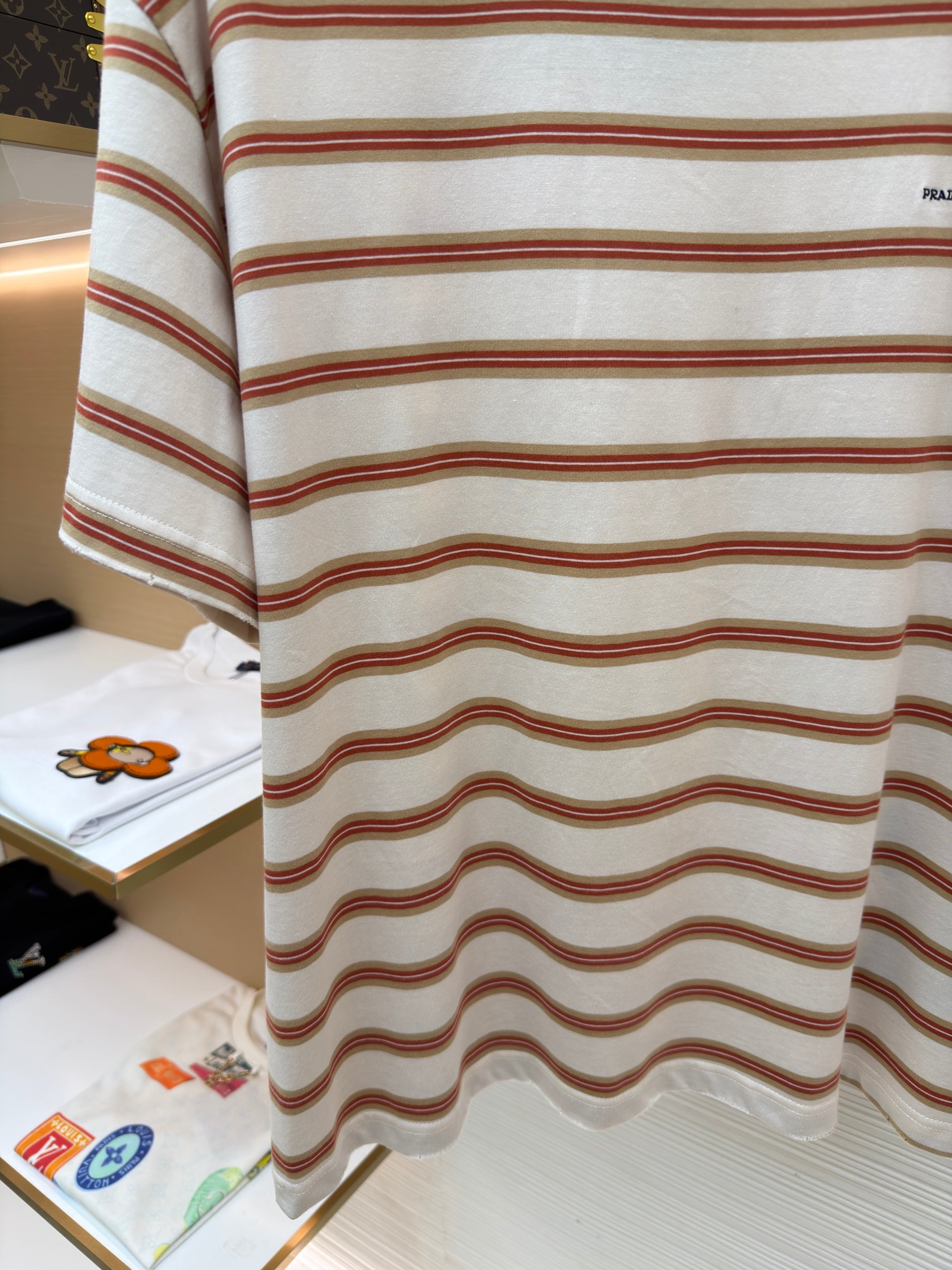 Off-white T-shirt