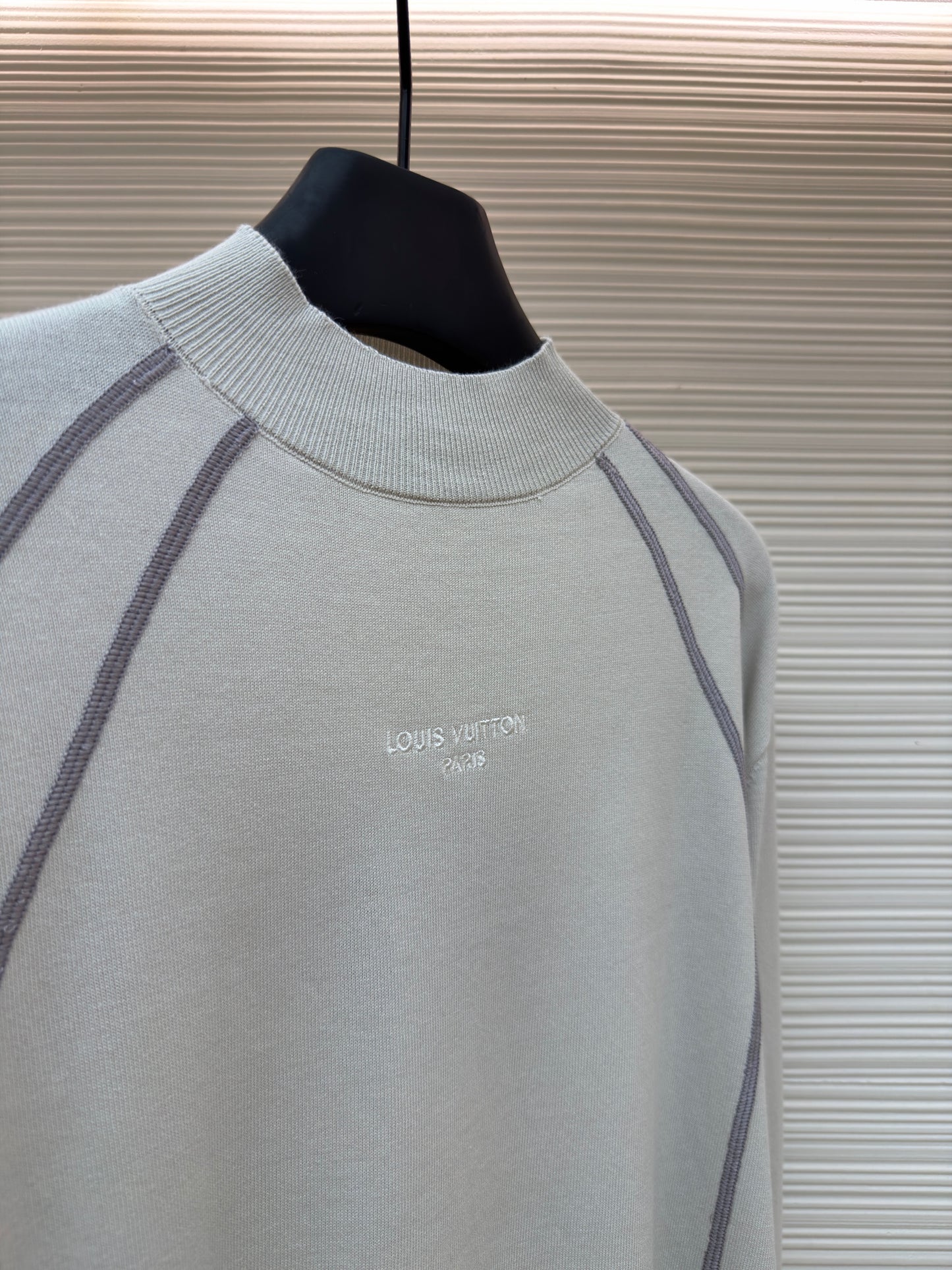 Off-White Sweatshirt