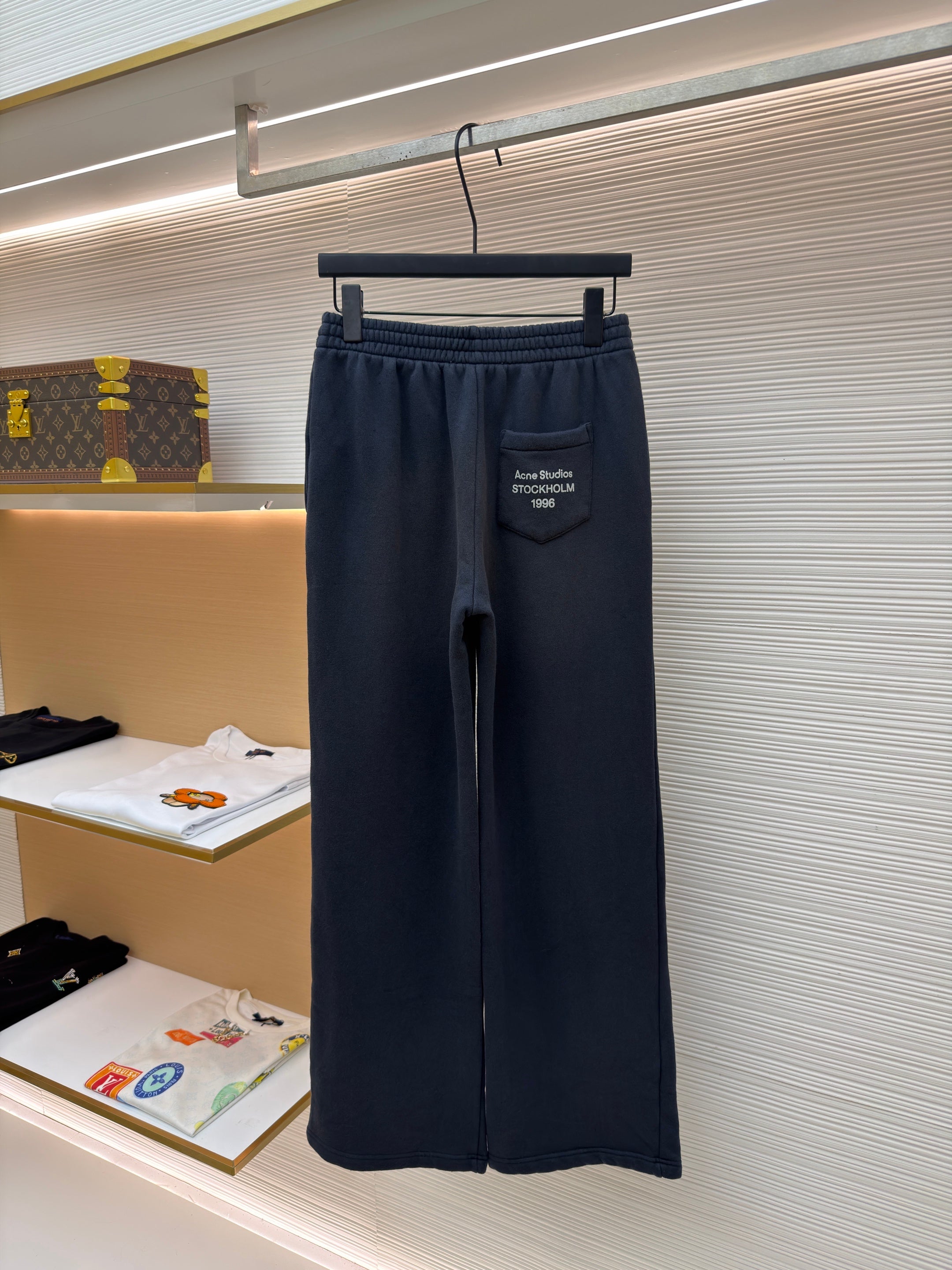 Black Pant