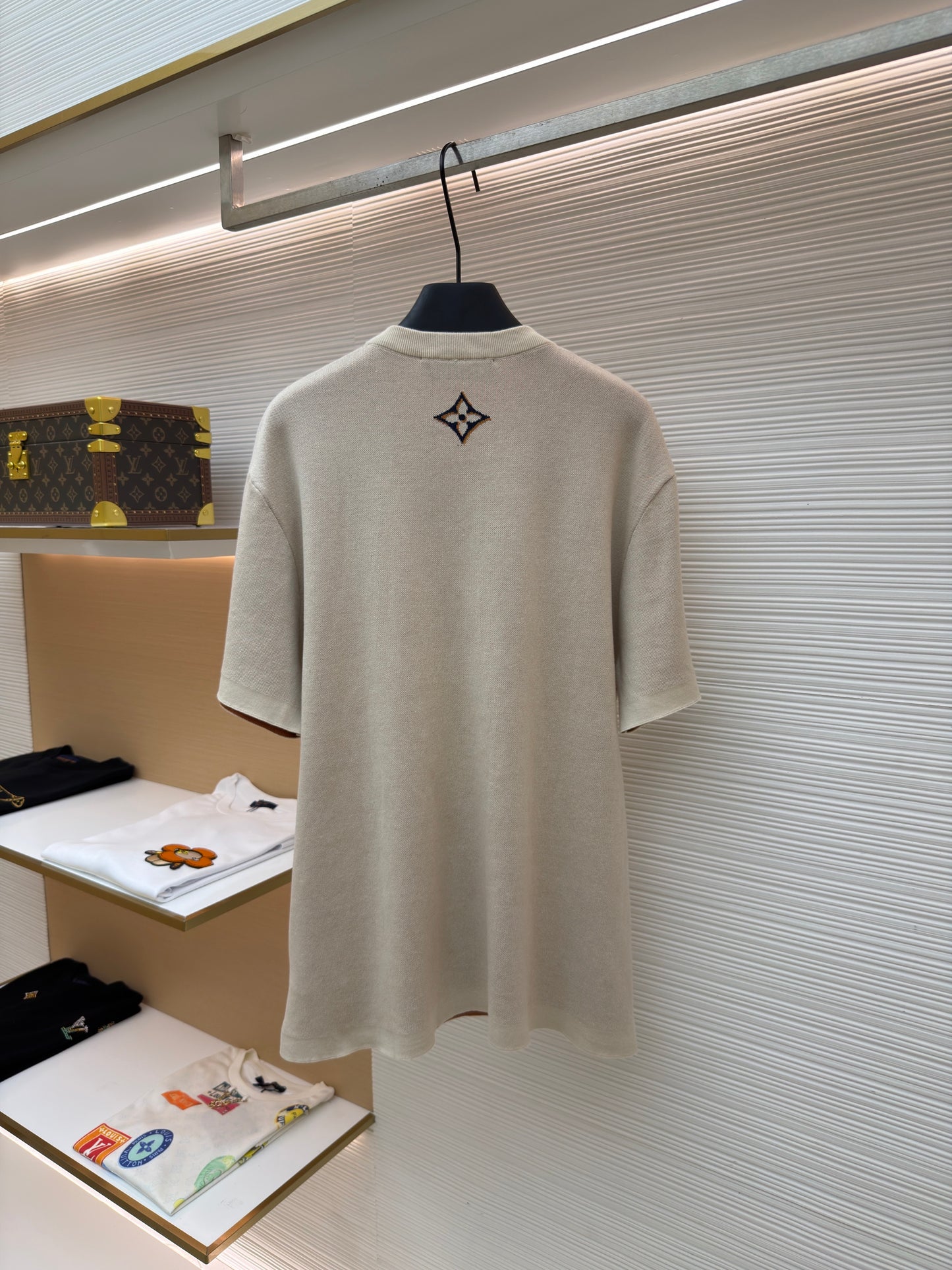 Off-White T-shirt
