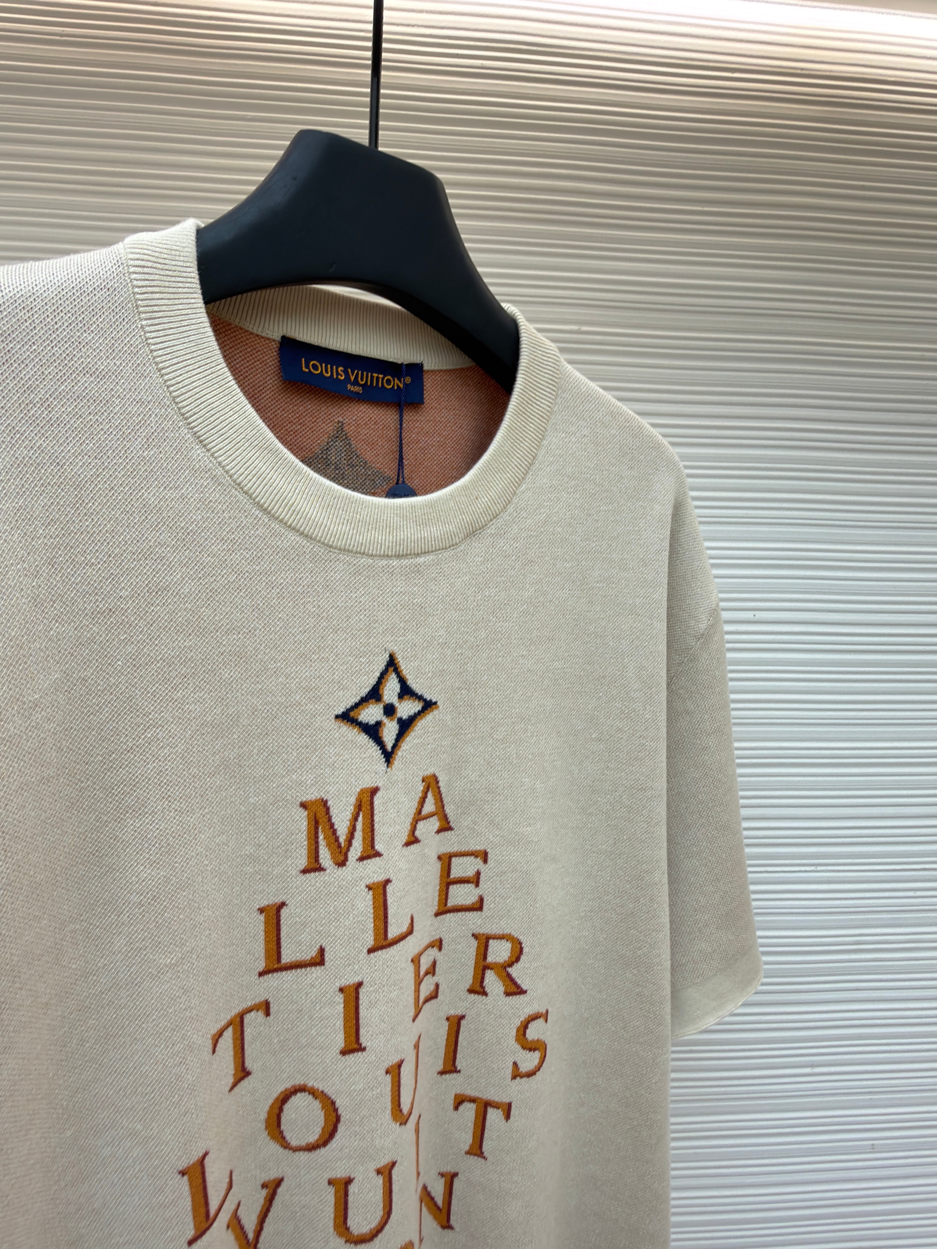 Off-White T-shirt