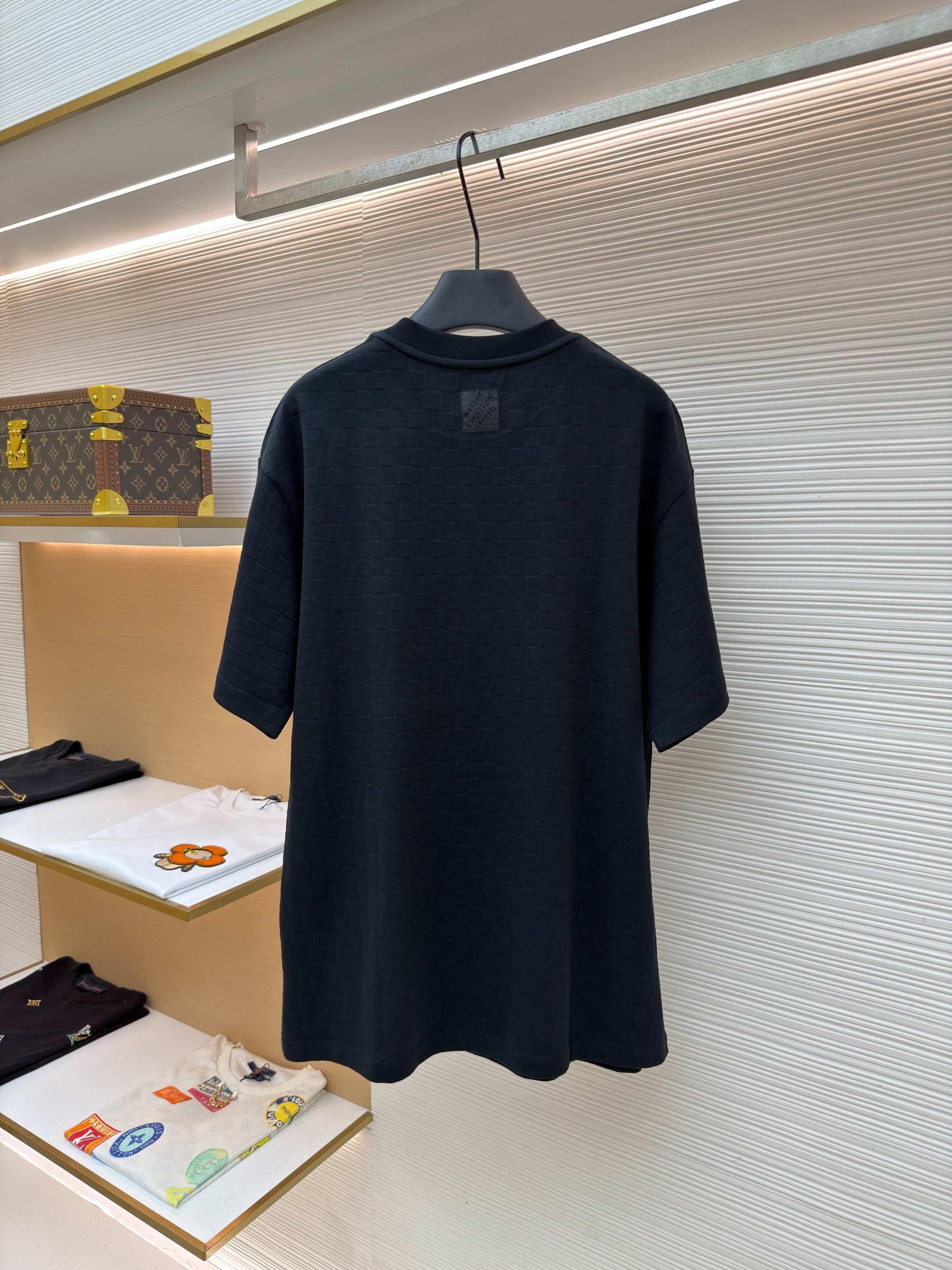 Black T-shirt