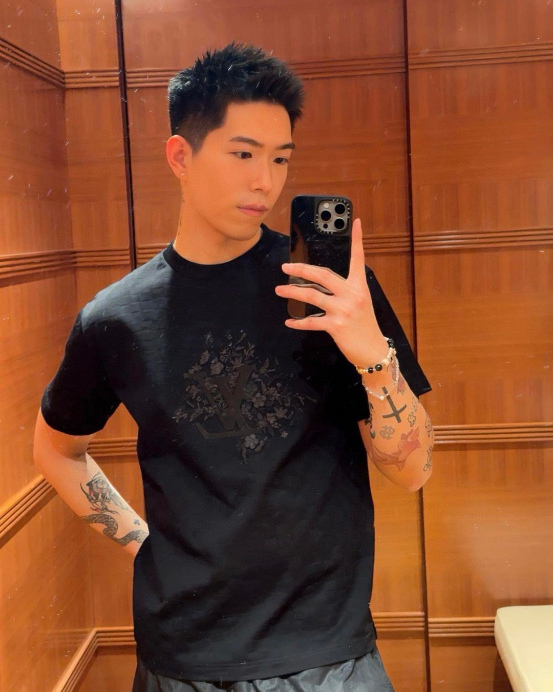 Black T-shirt