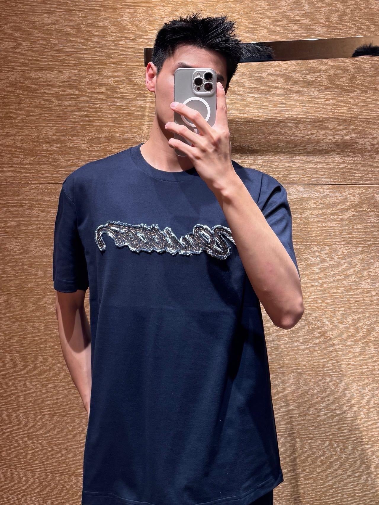Black T-Shirt