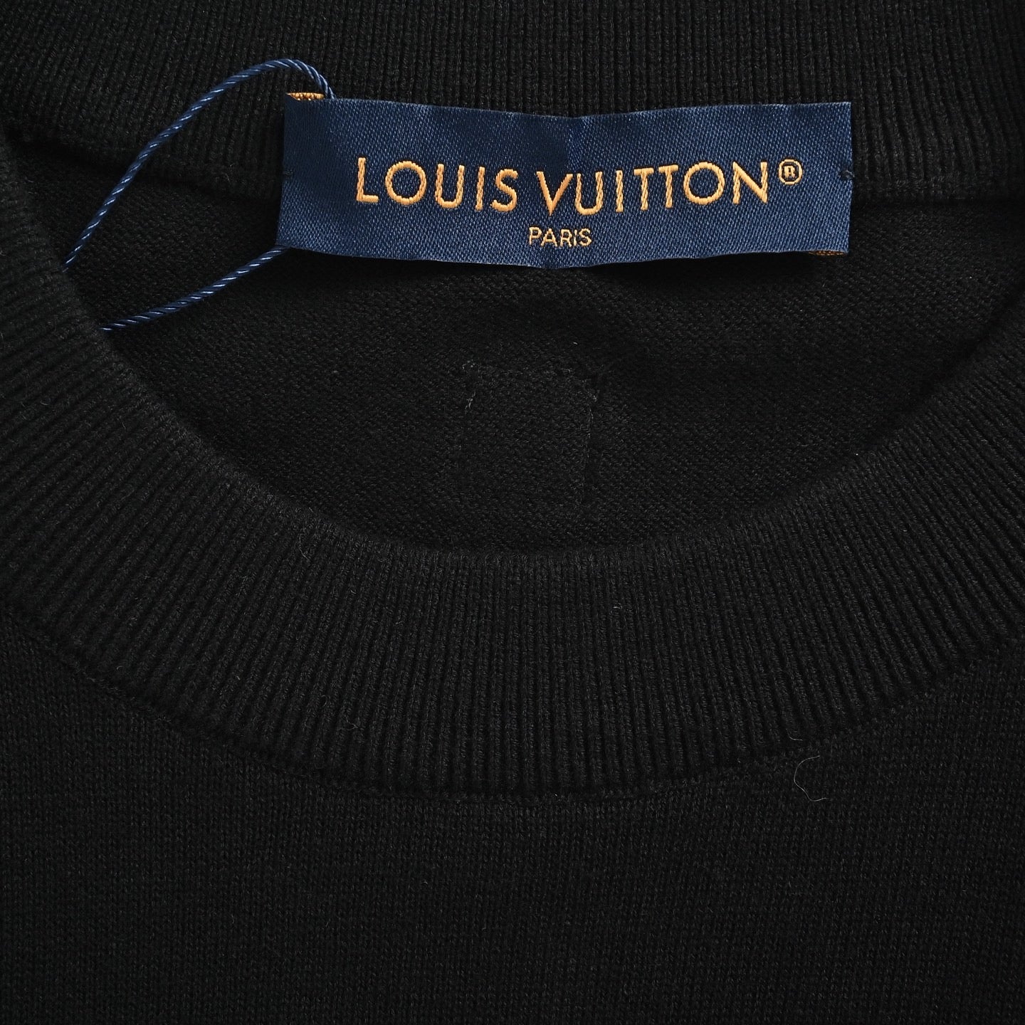 Black Sweatshirt