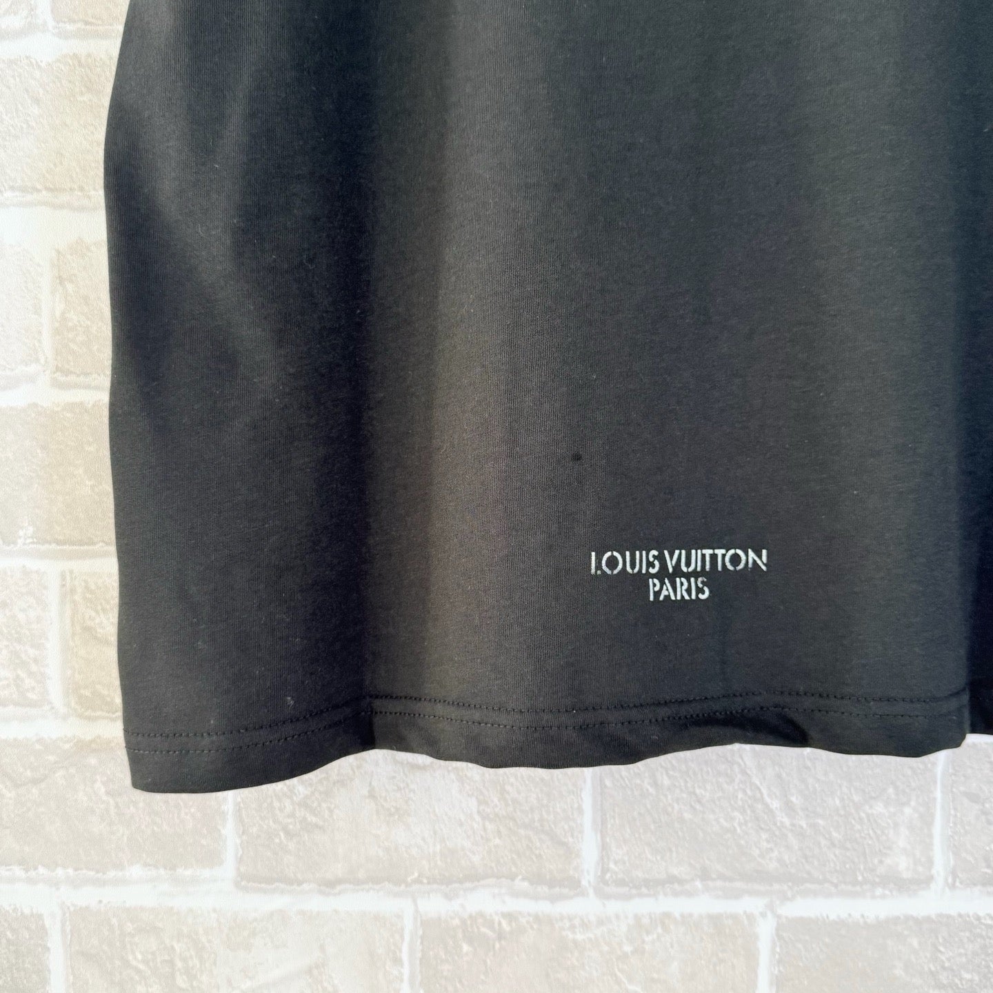 Black T-shirt