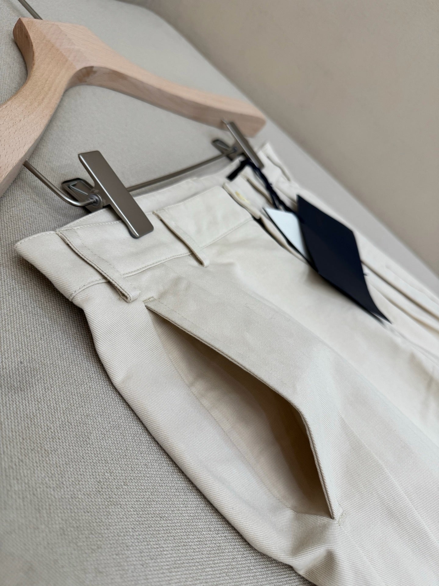 Off-white Pant