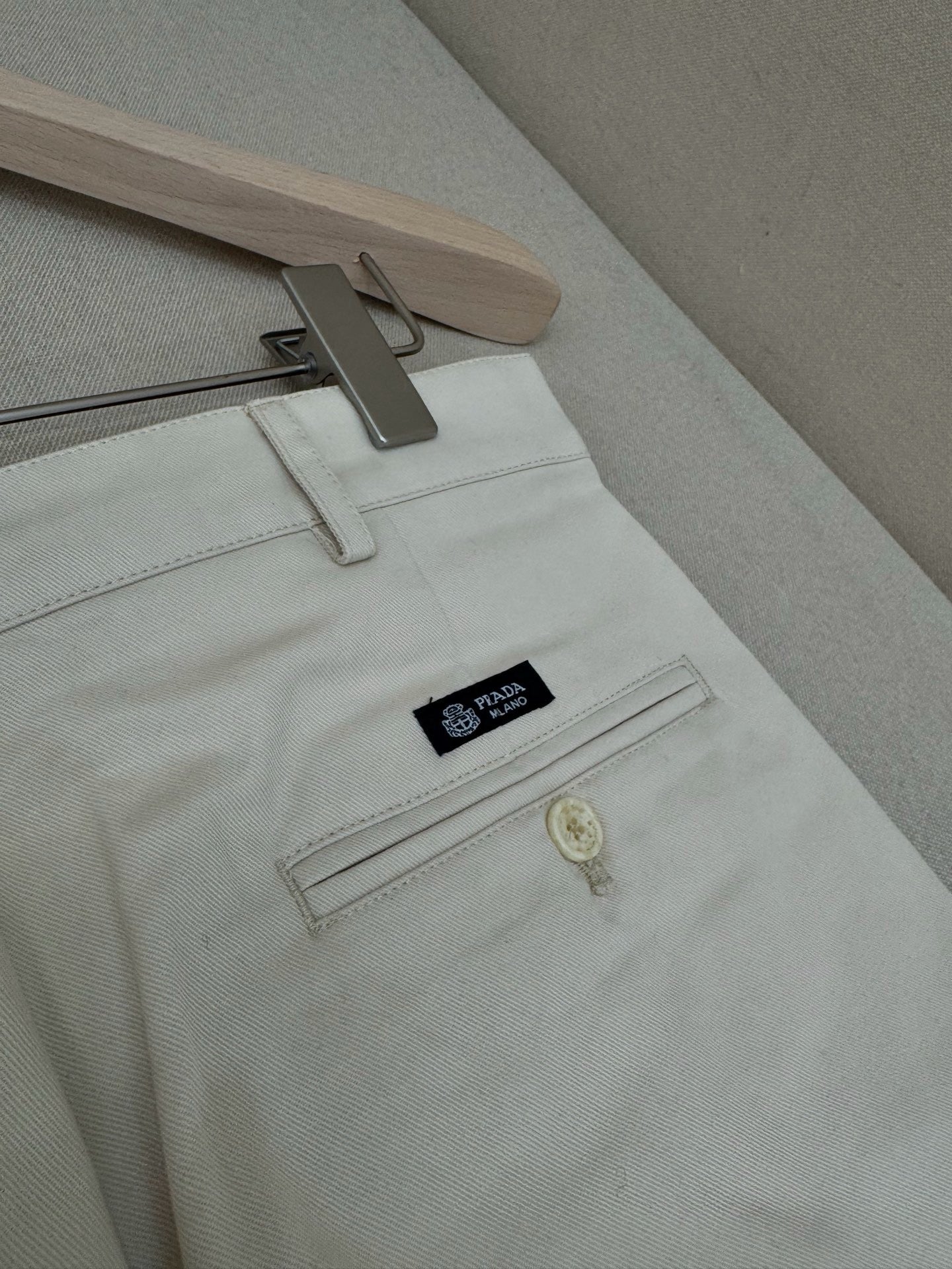 Off-white Pant