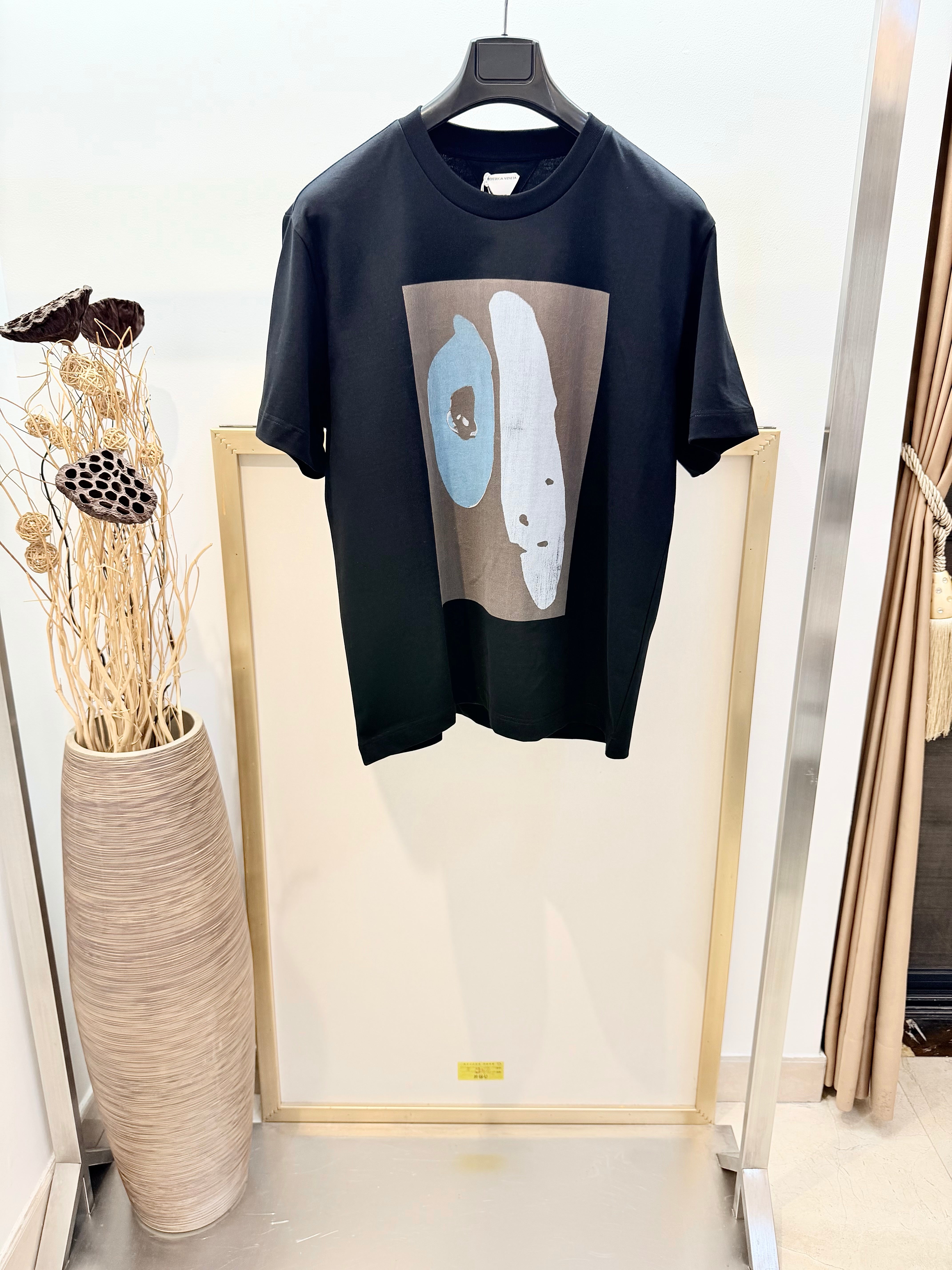 Black and White T-shirts