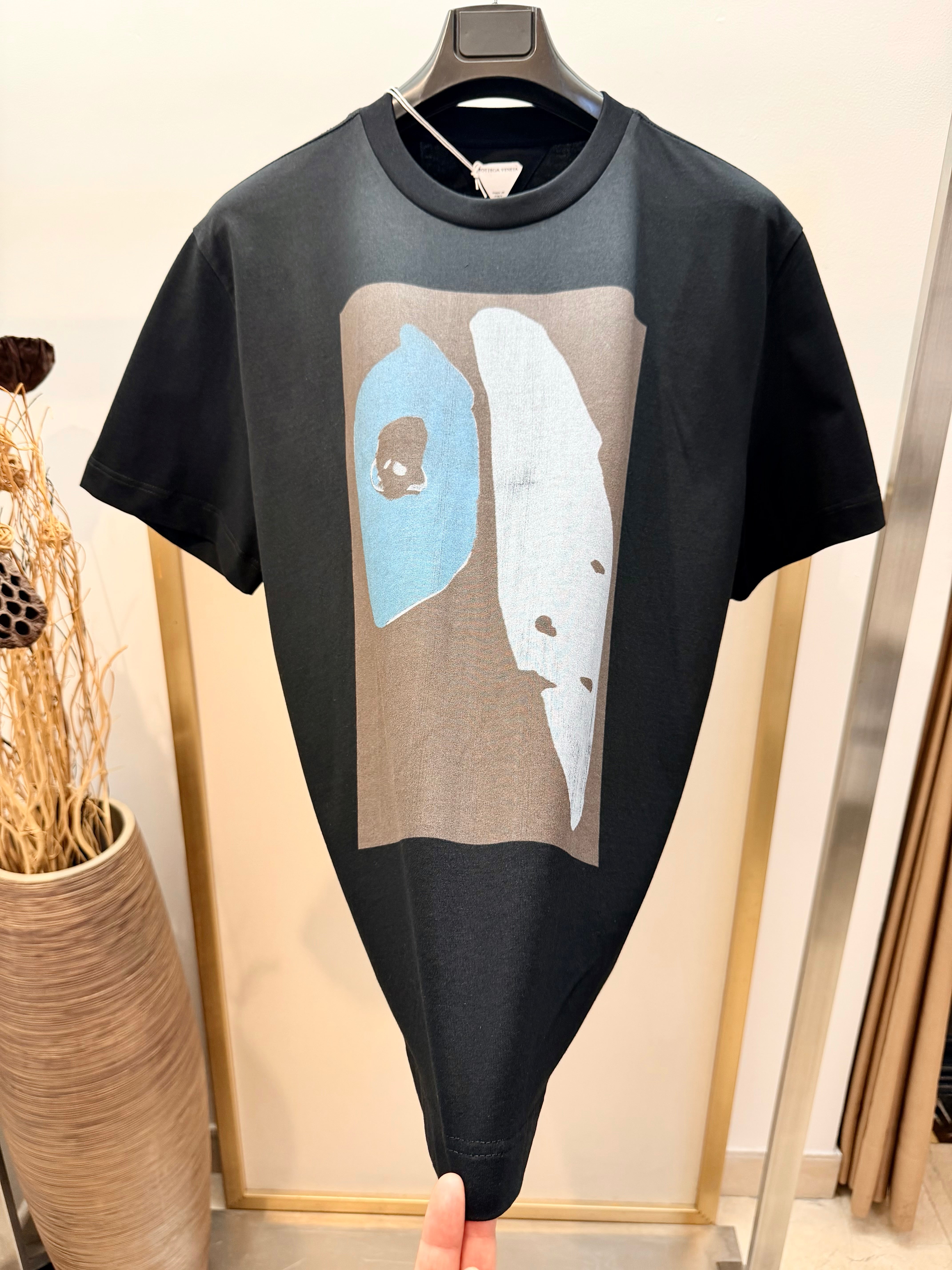 Black and White T-shirts