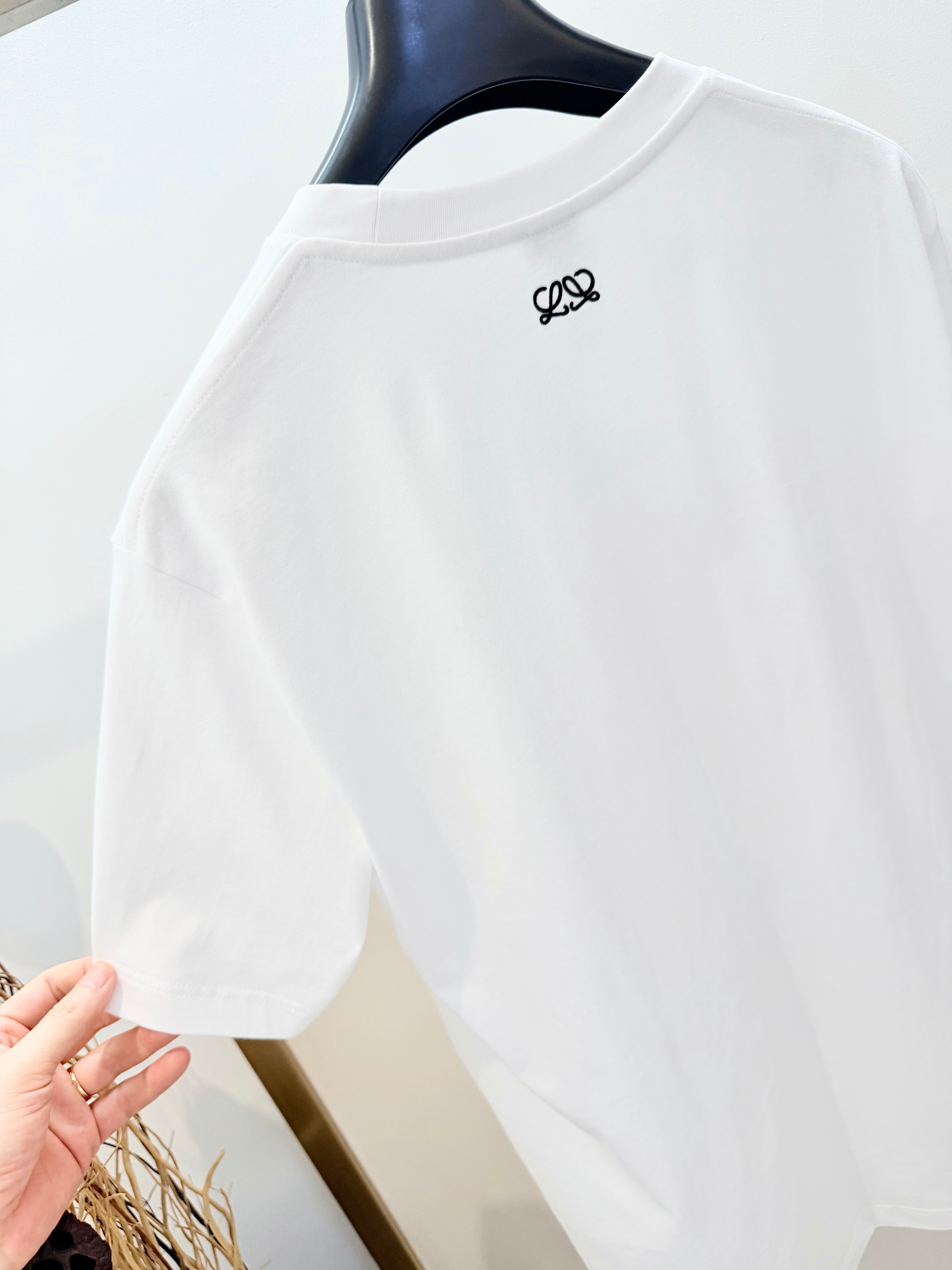 Black and White T-shirts