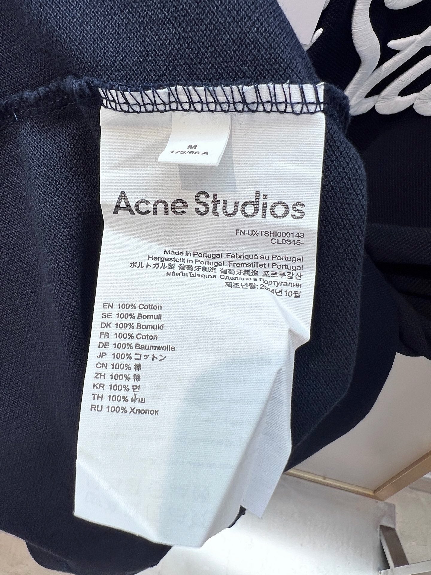 Multi-color T-shirts