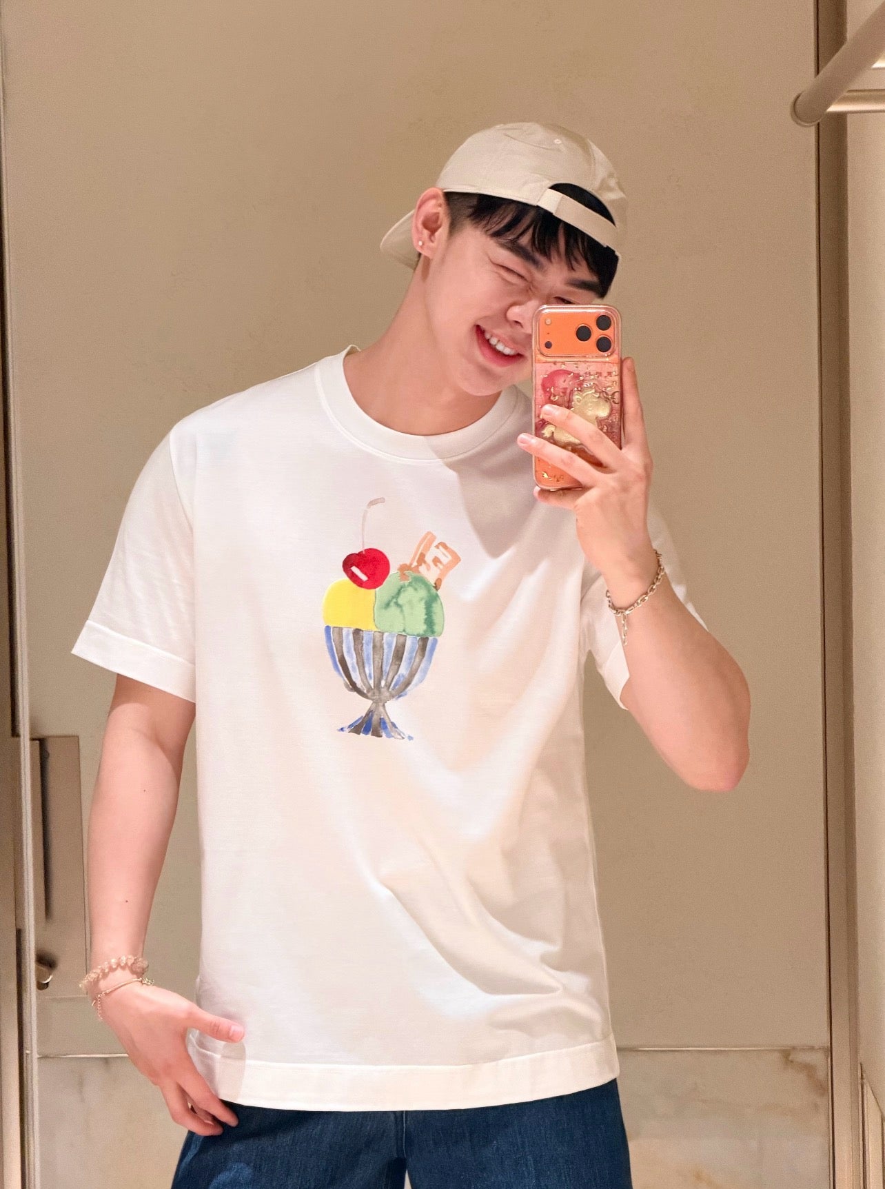White T-shirt