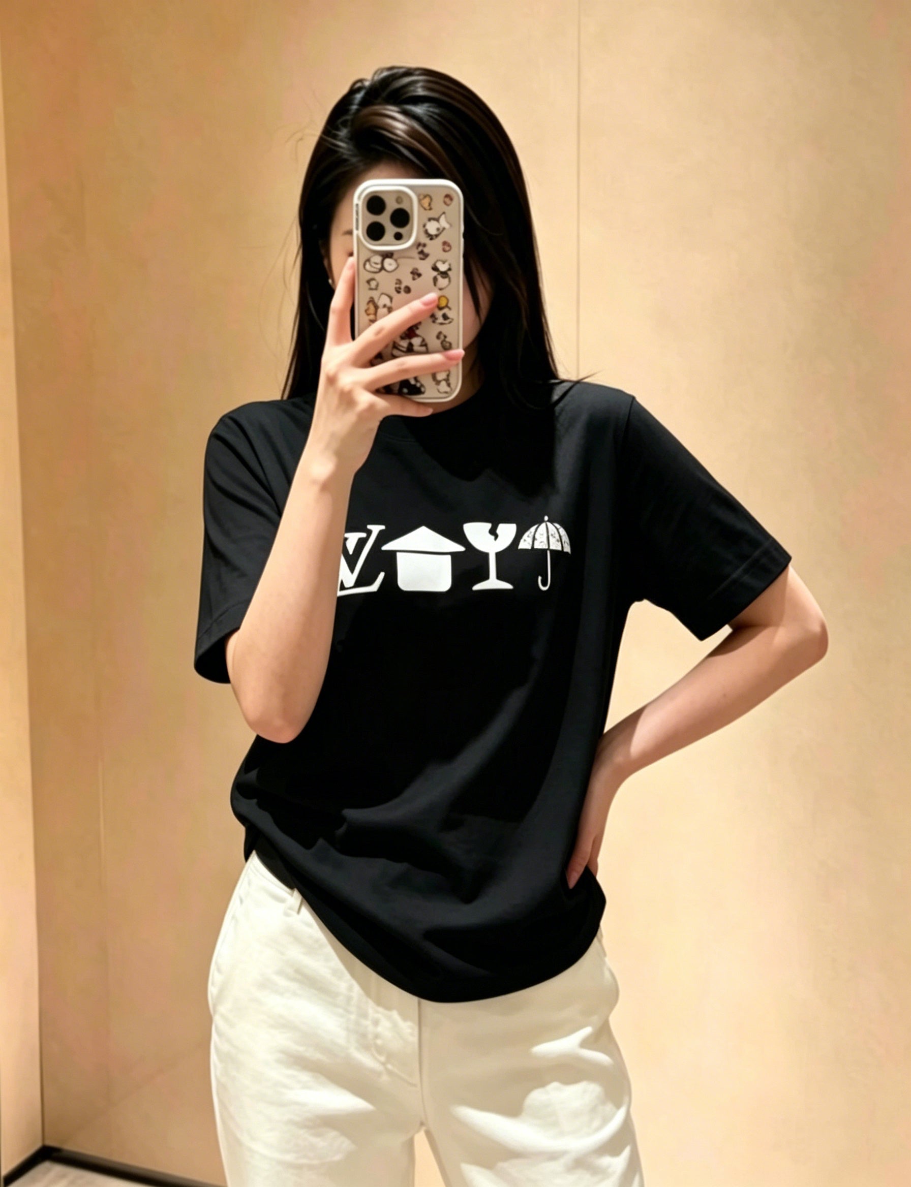 Black T-shirt