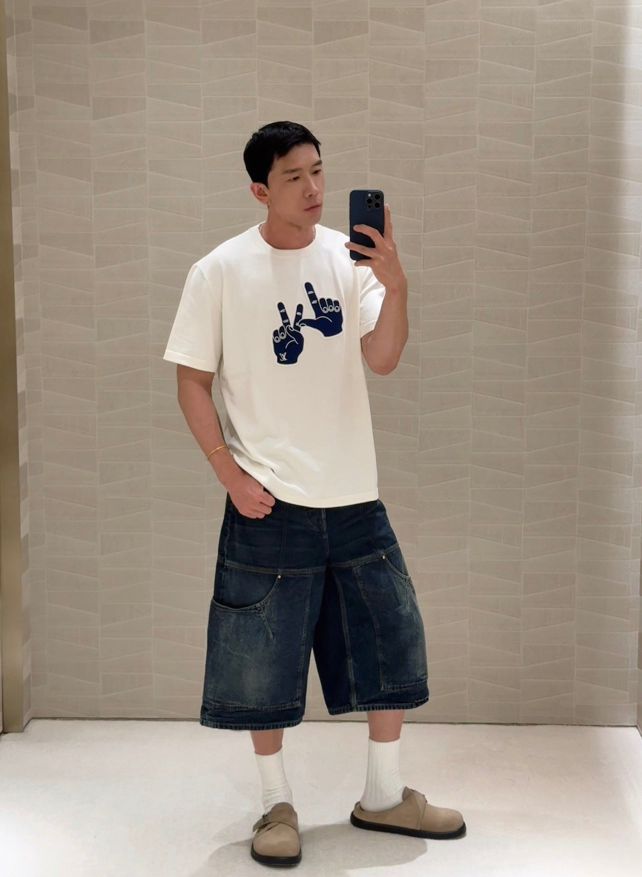 Off-White T-shirt