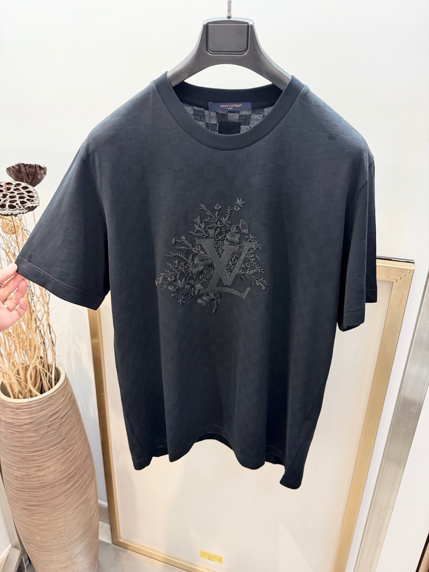 Black T-shirt