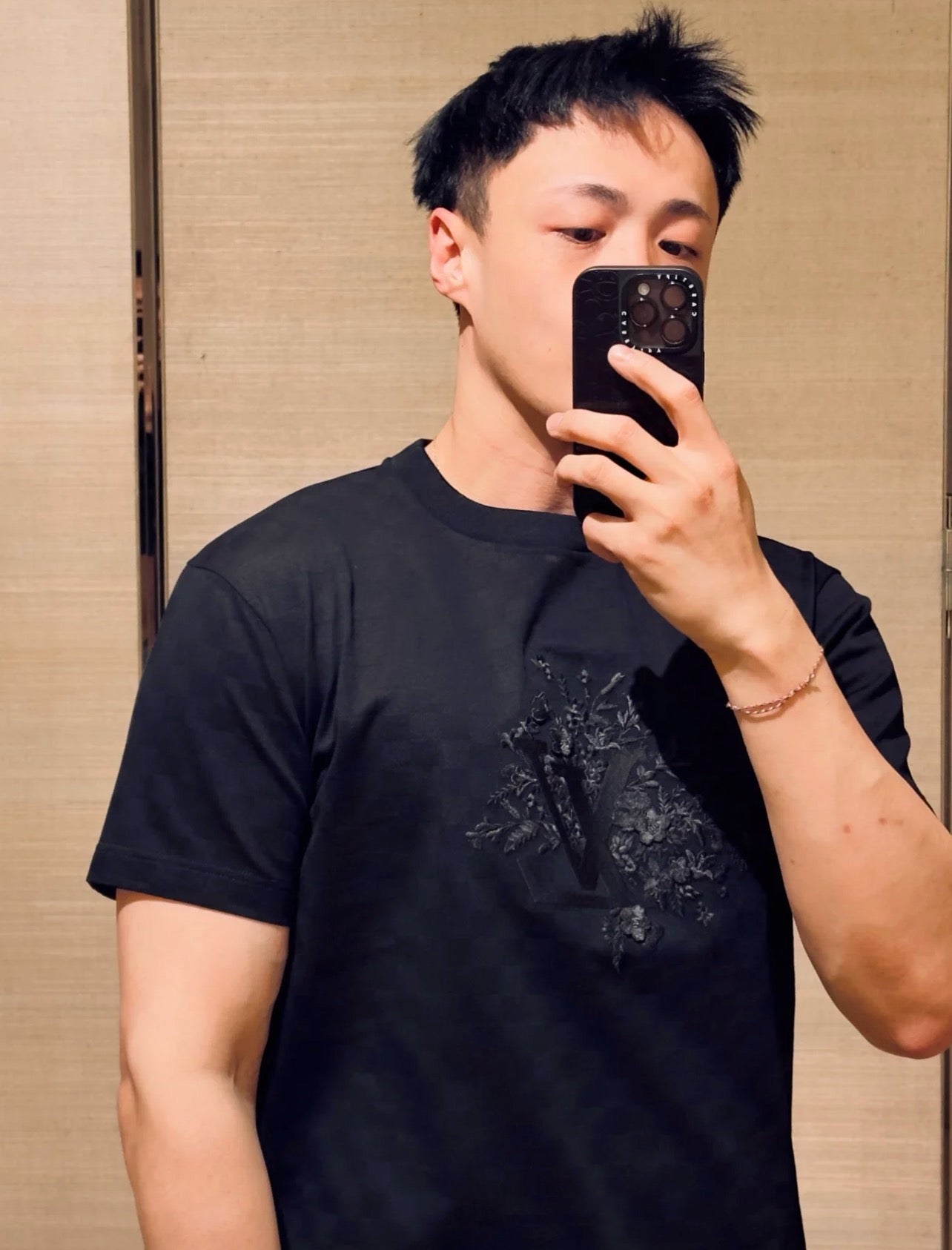 Black T-shirt