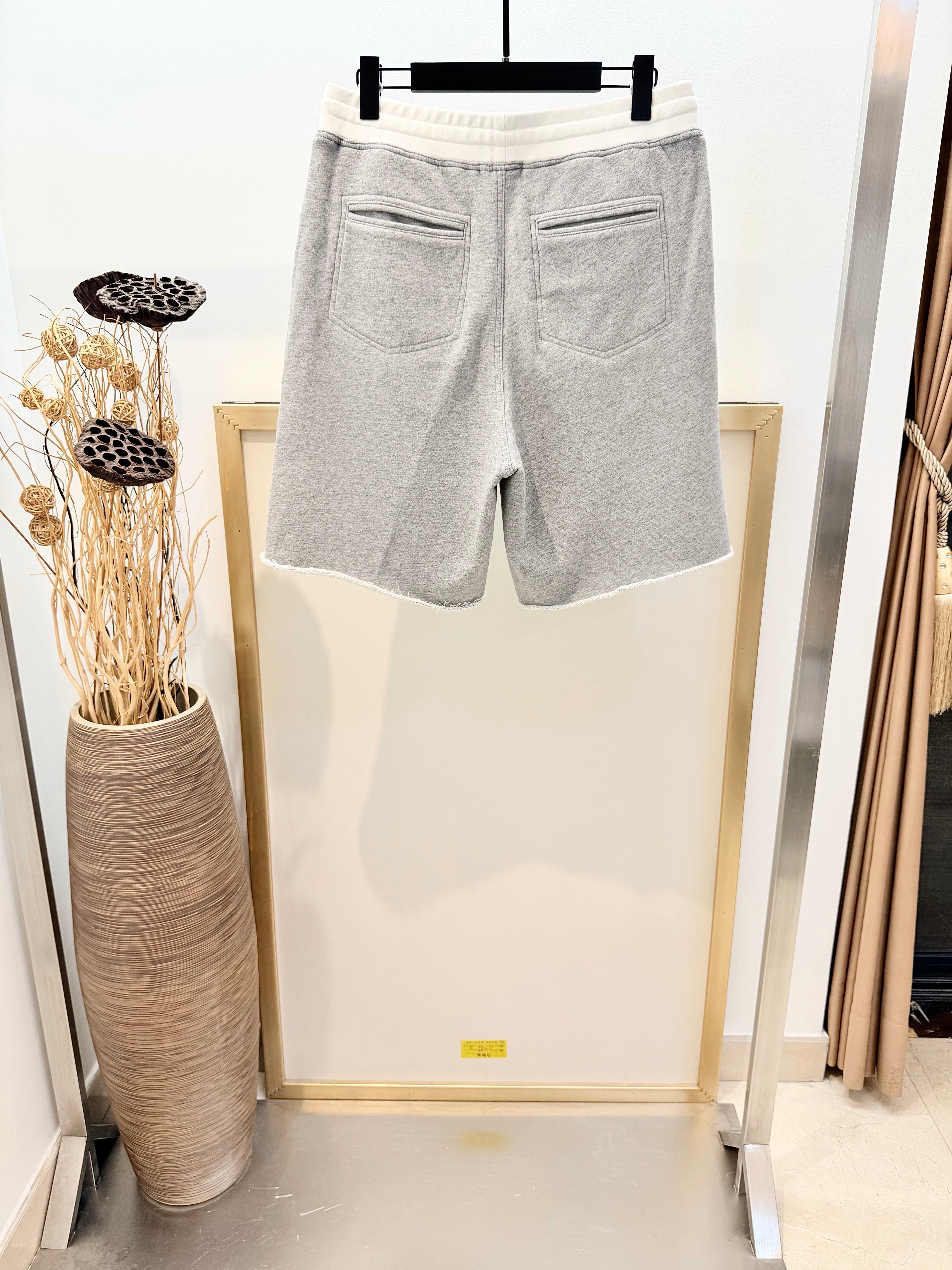 Multi-color Short