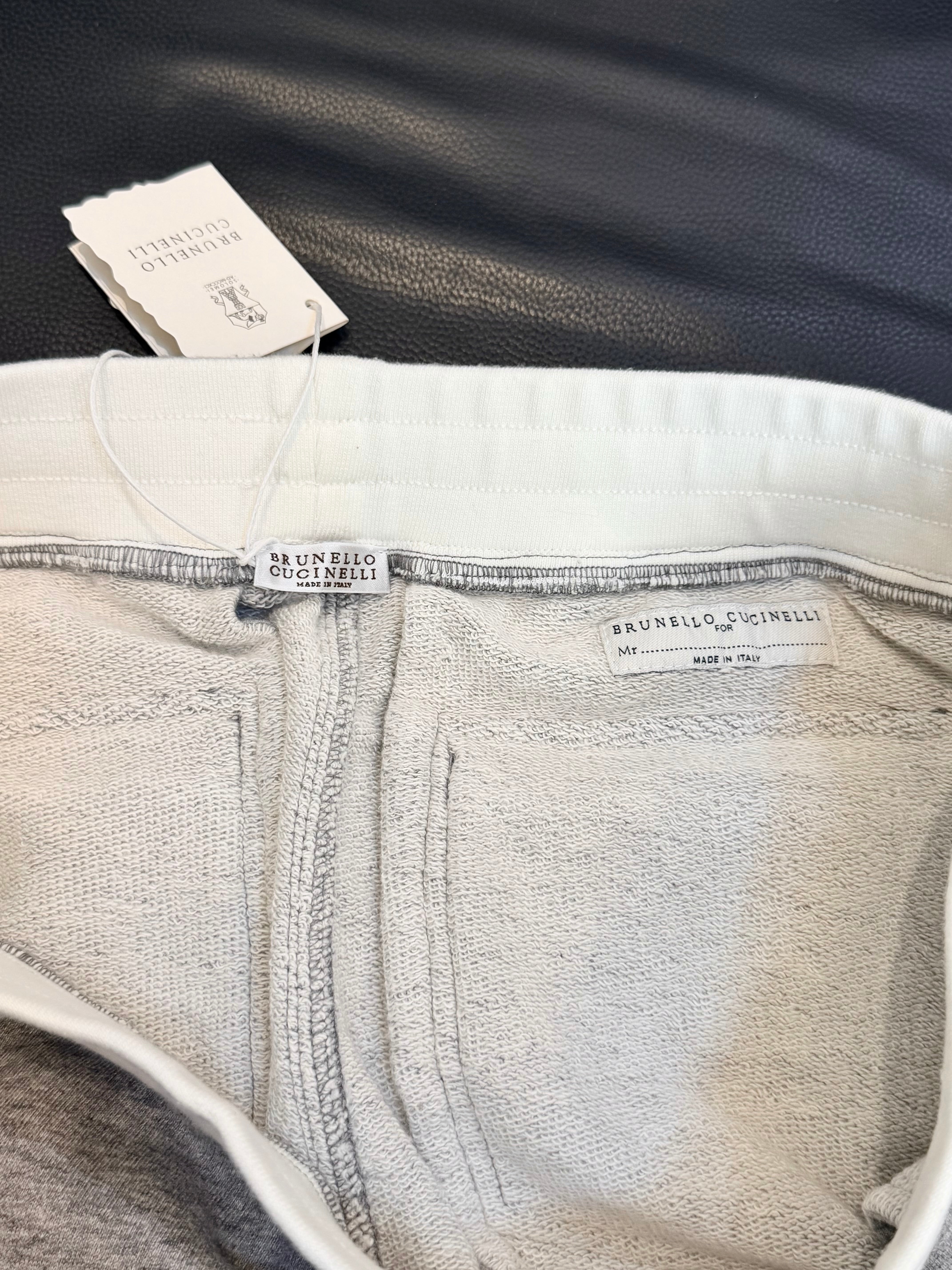 Multi-color Short