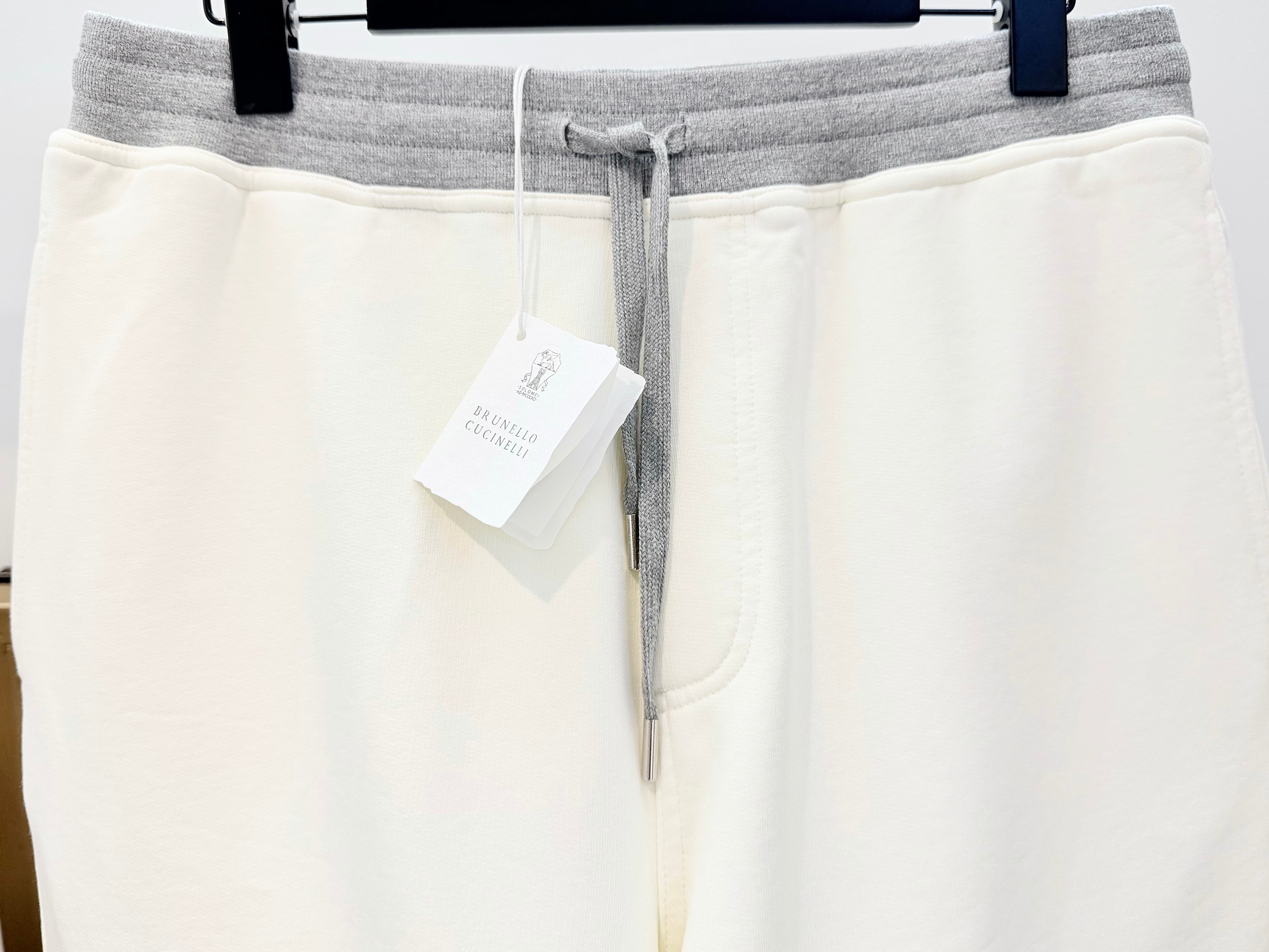 Multi-color Short