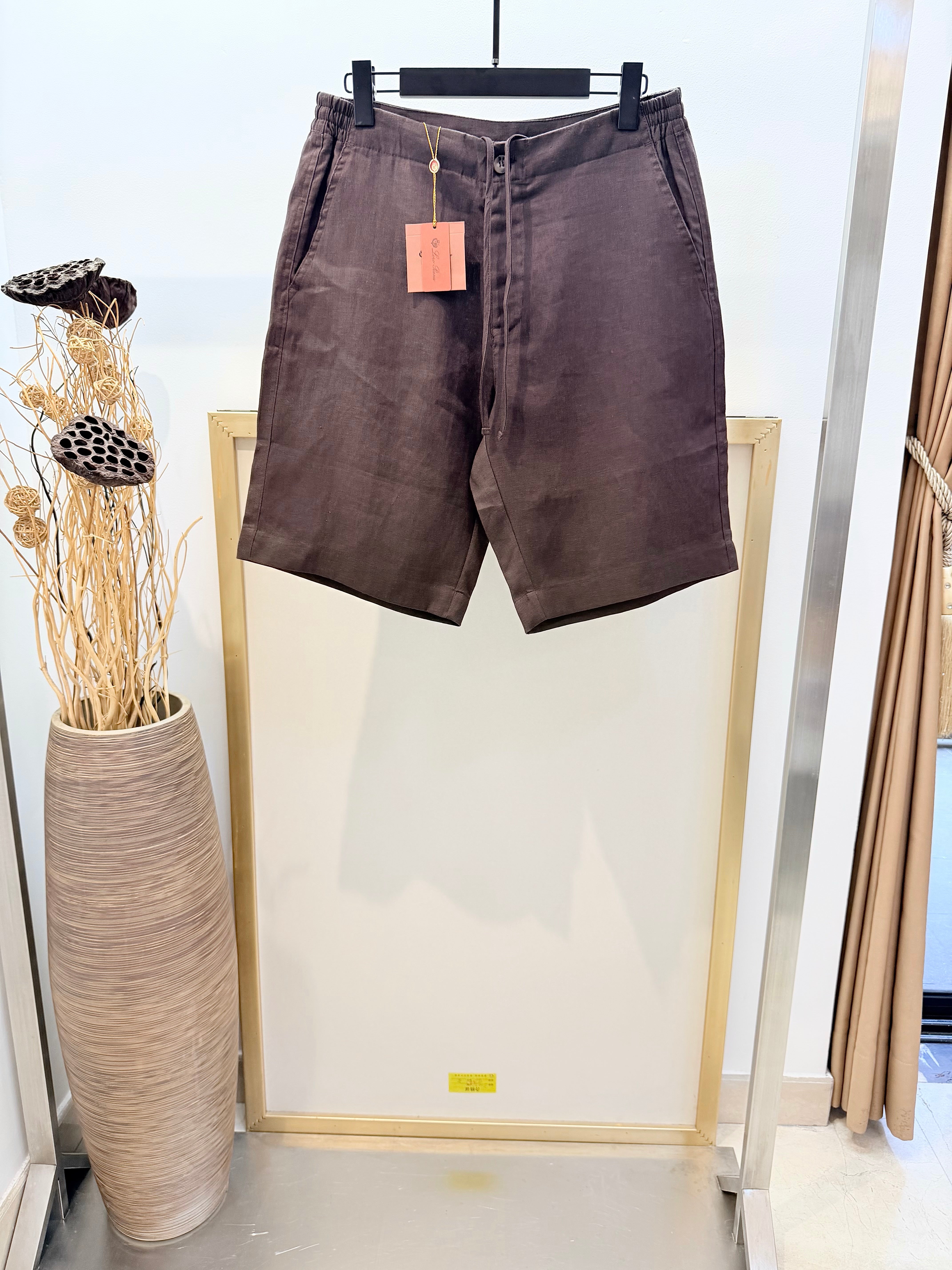 Multi-color Short