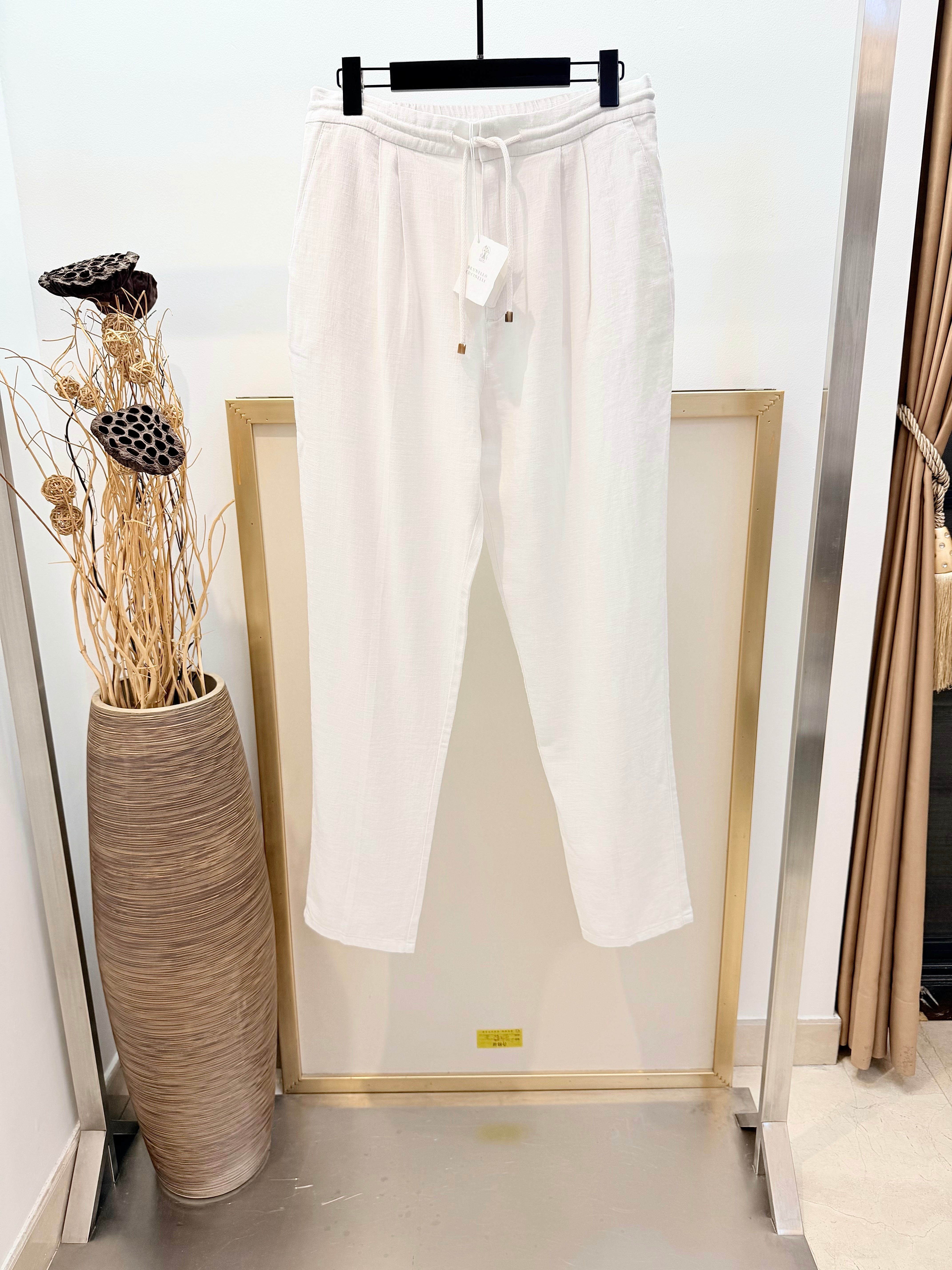 Black and White Pant