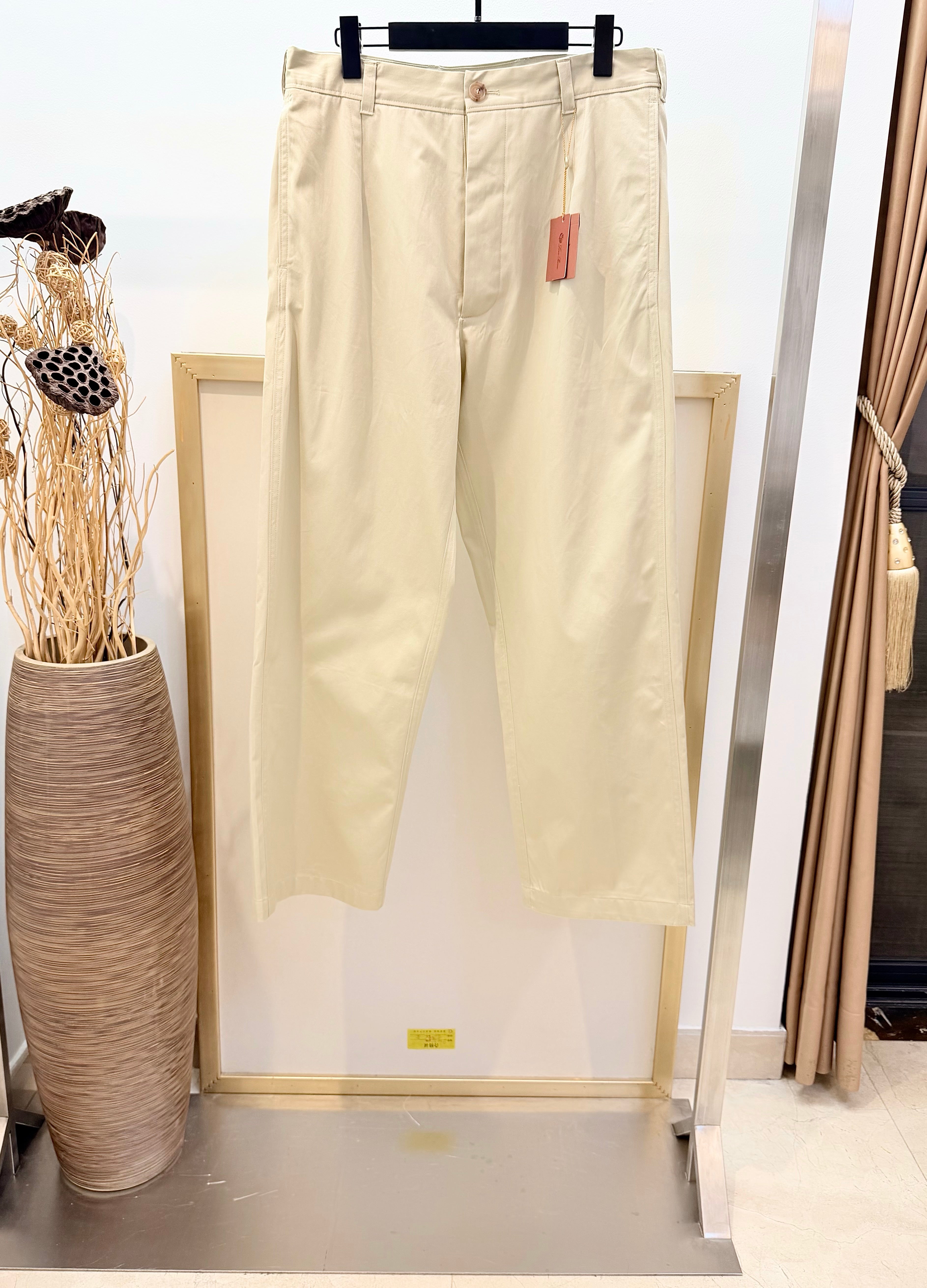 Beige pant