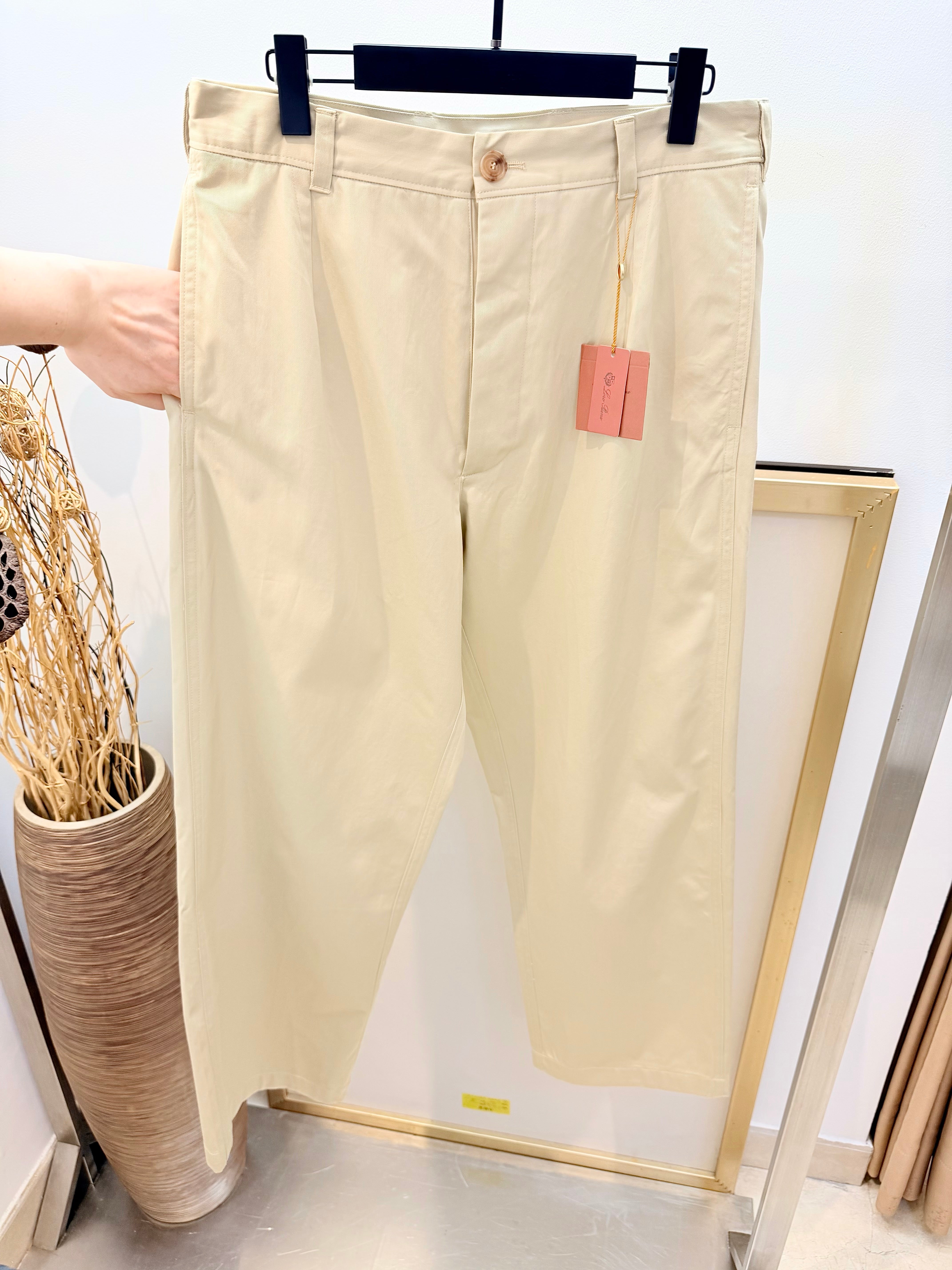 Beige pant