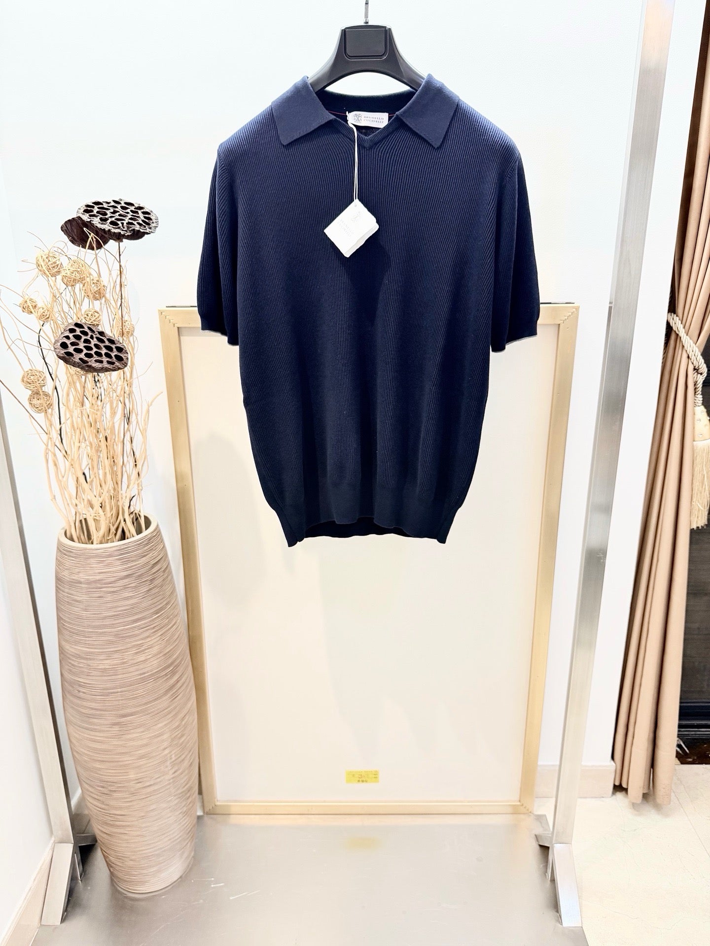 Black and White Sweatshirt