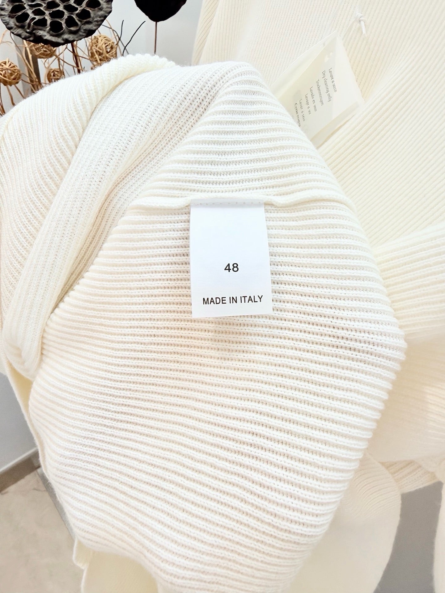 Black and White Sweatshirt