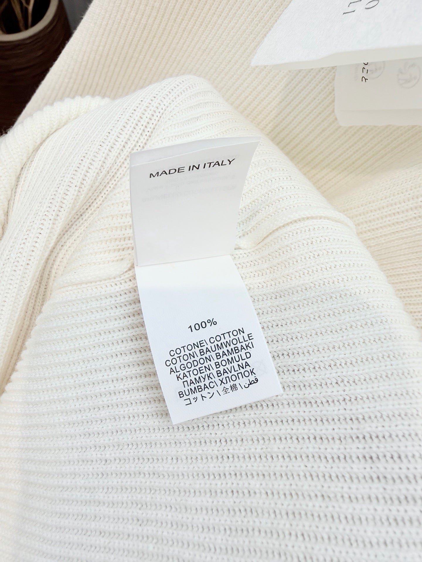 Black and White Sweatshirt
