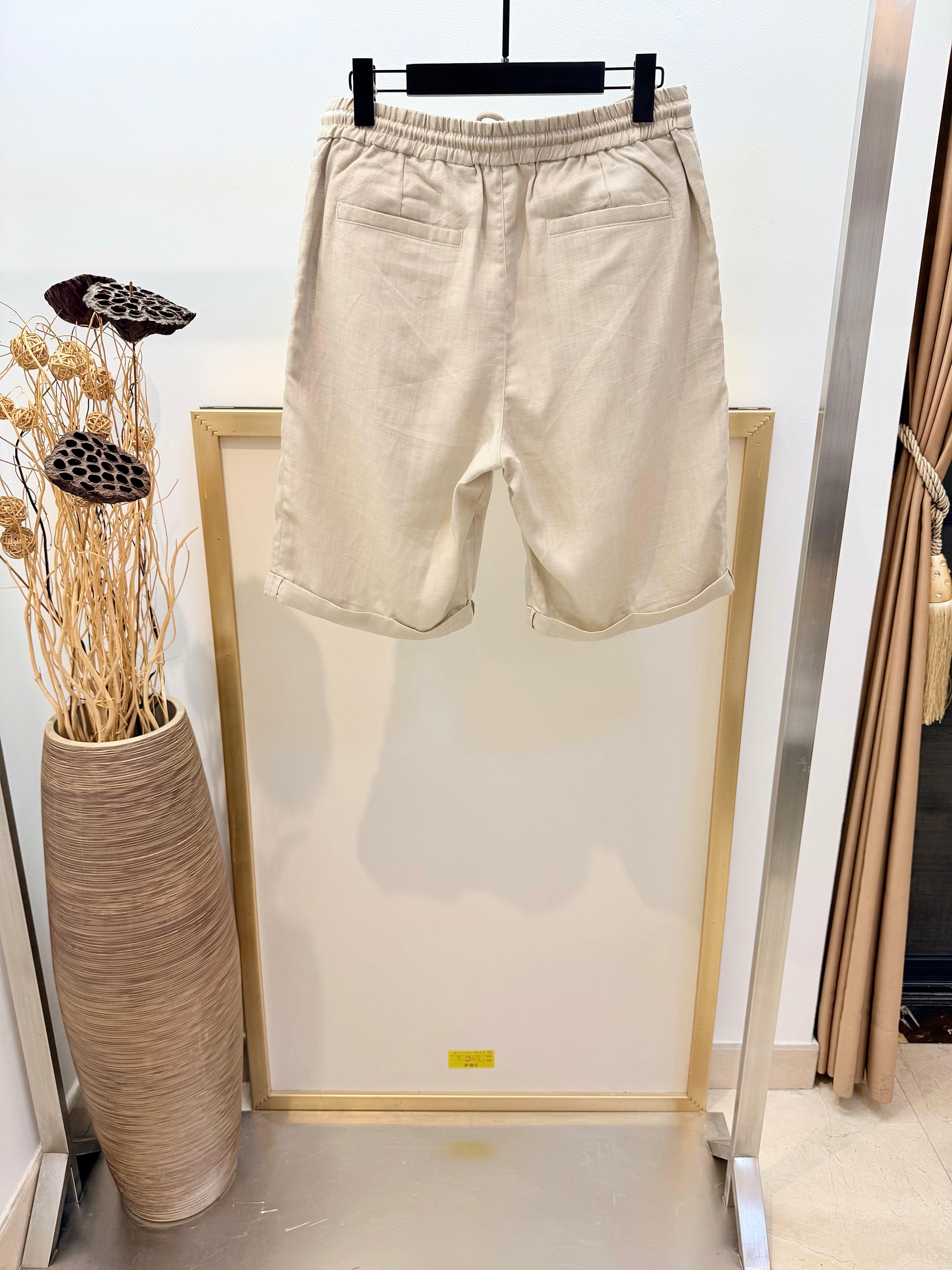 Multi-color Short